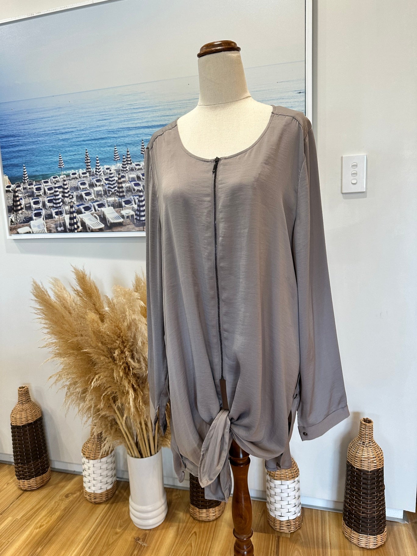 [SALE] Mineral Blouse - Grey - Size 18 [New without tags]