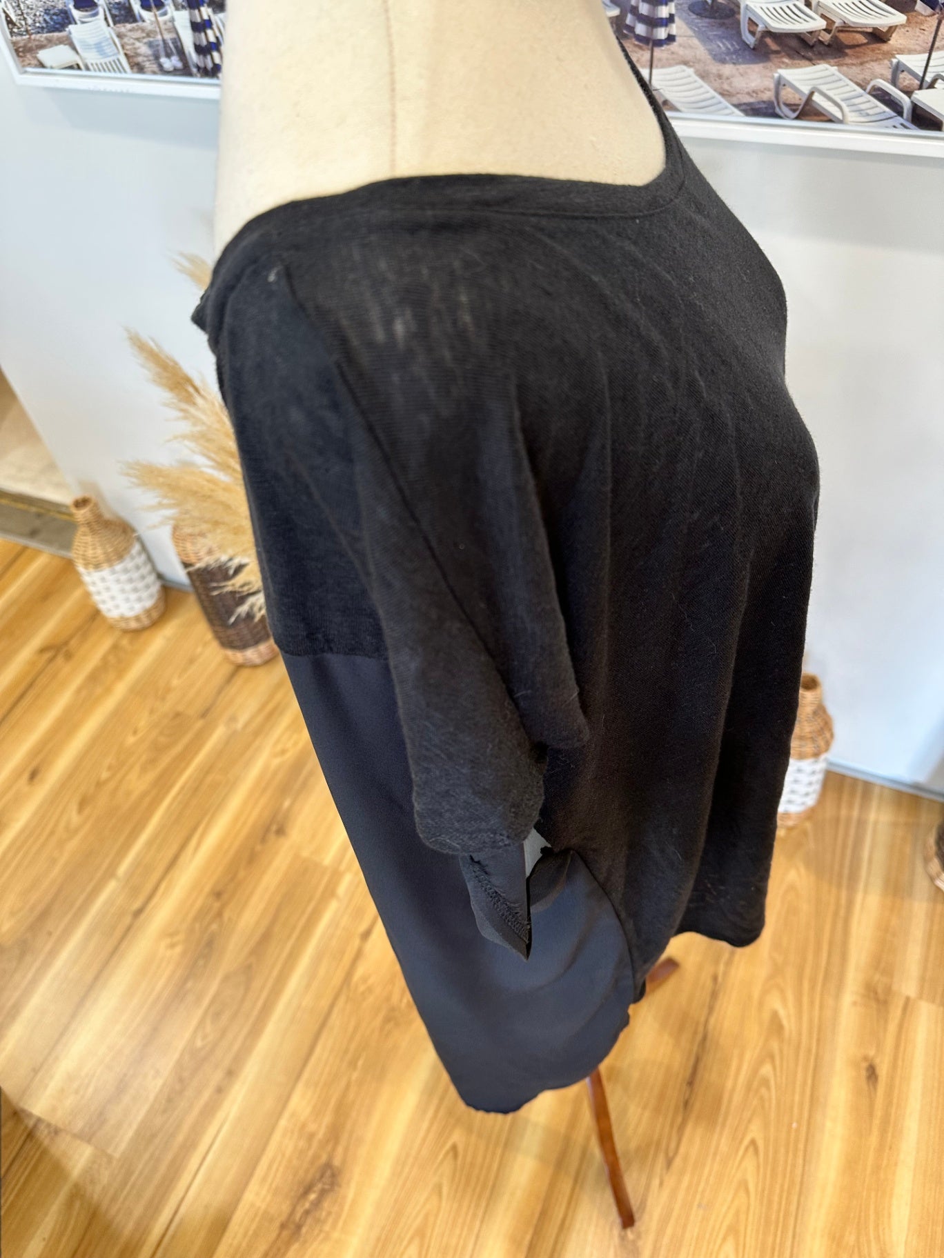 [SALE] Mineral - T-Shirt - Extra Large - Black