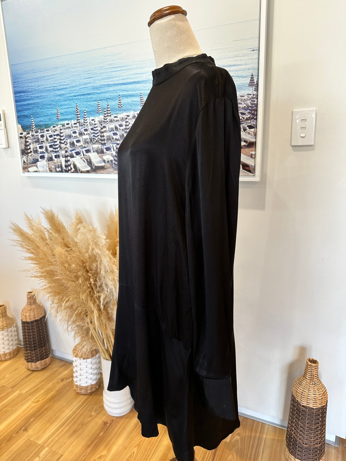 [SALE] NEUW Dress - Size 12 - Black