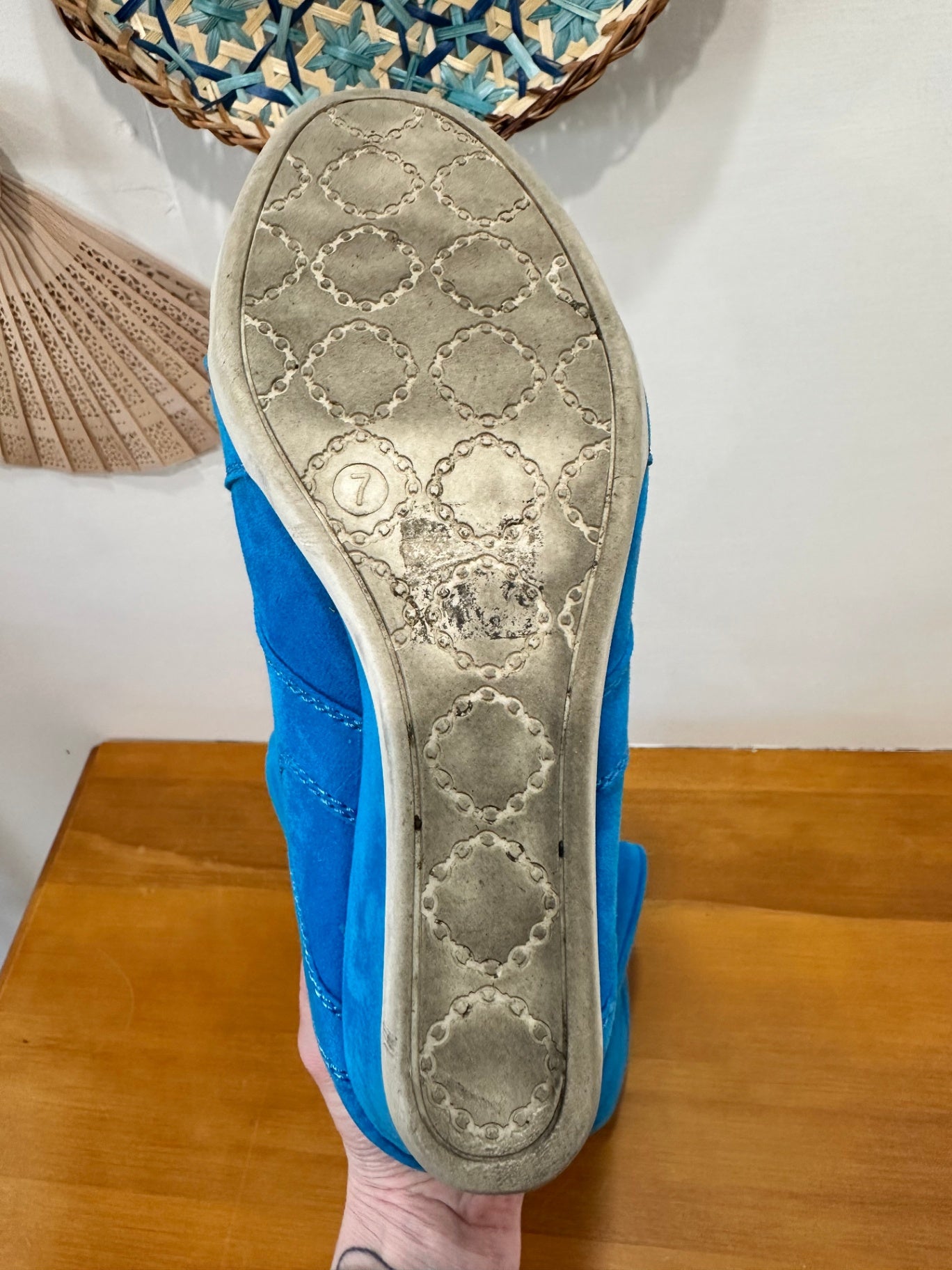 [SALE] High heel sneakers - Vibrant Blue - Size 7 - Suede-like - NOVO