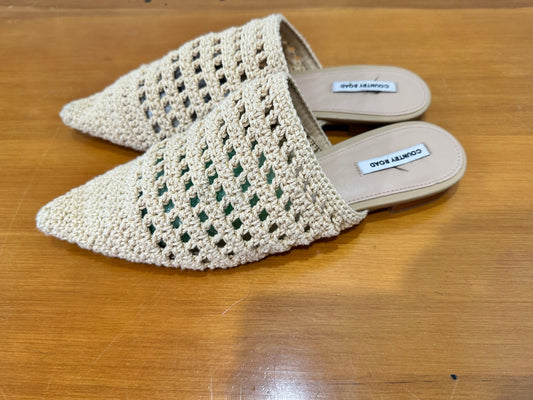 Country Road - Slip On Crochet Shoes - EU 40 - Beige