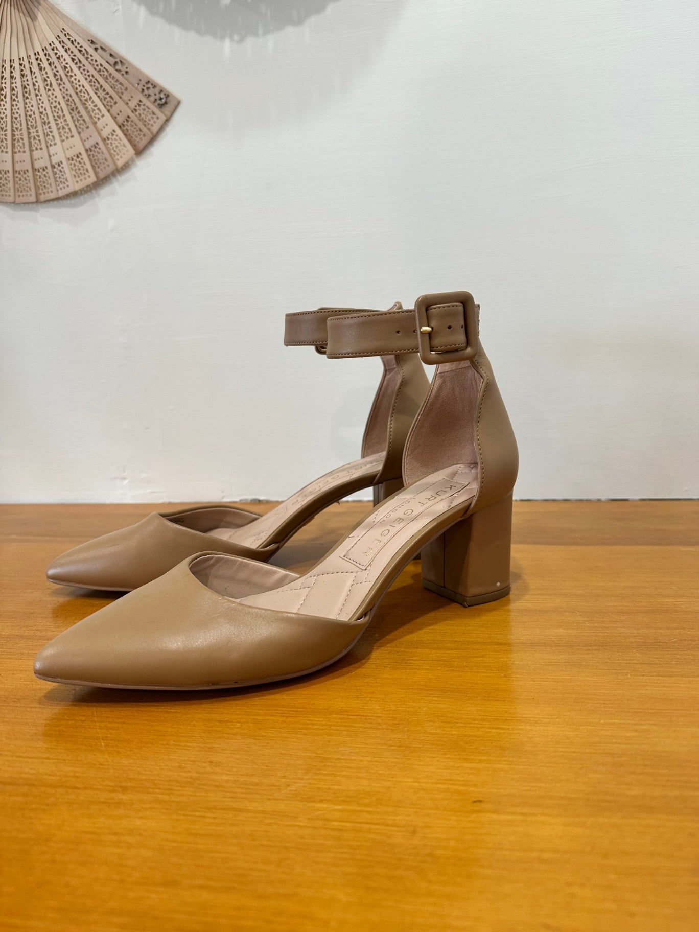 Kurt Geiger - High Heels - Size EU 38 - Beige
