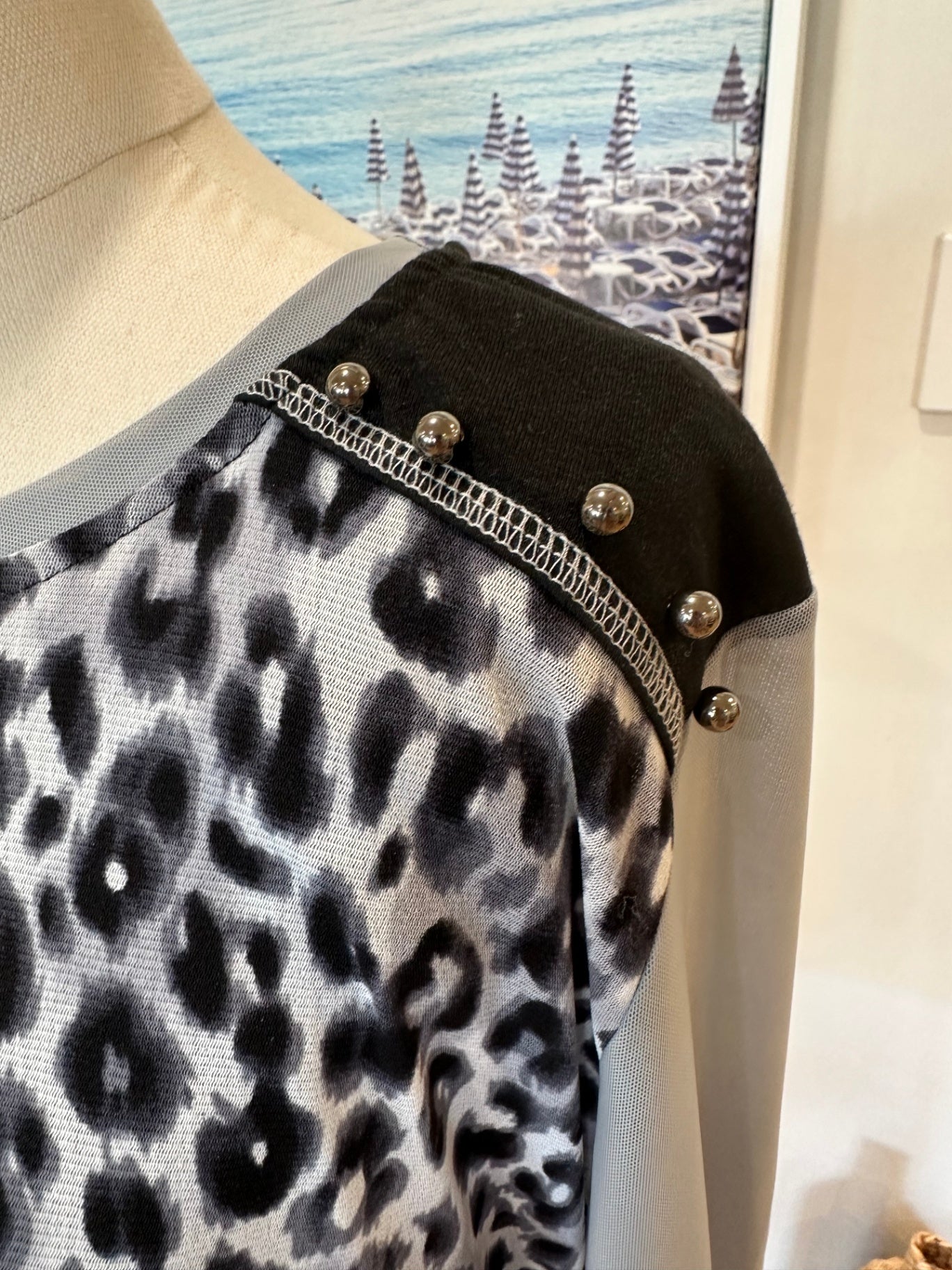 La Strada Blouse - Large / Extra Large - Black and white