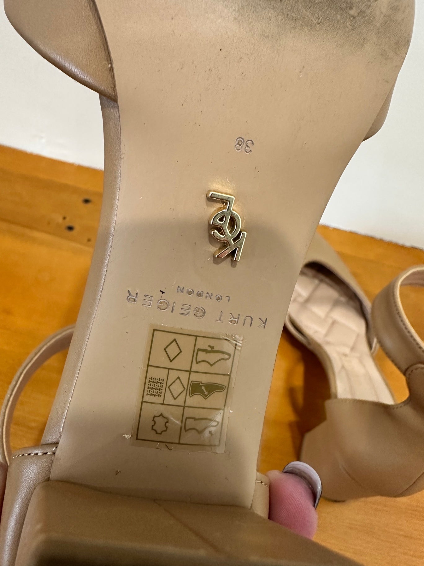 Kurt Geiger - High Heels - Size EU 38 - Beige