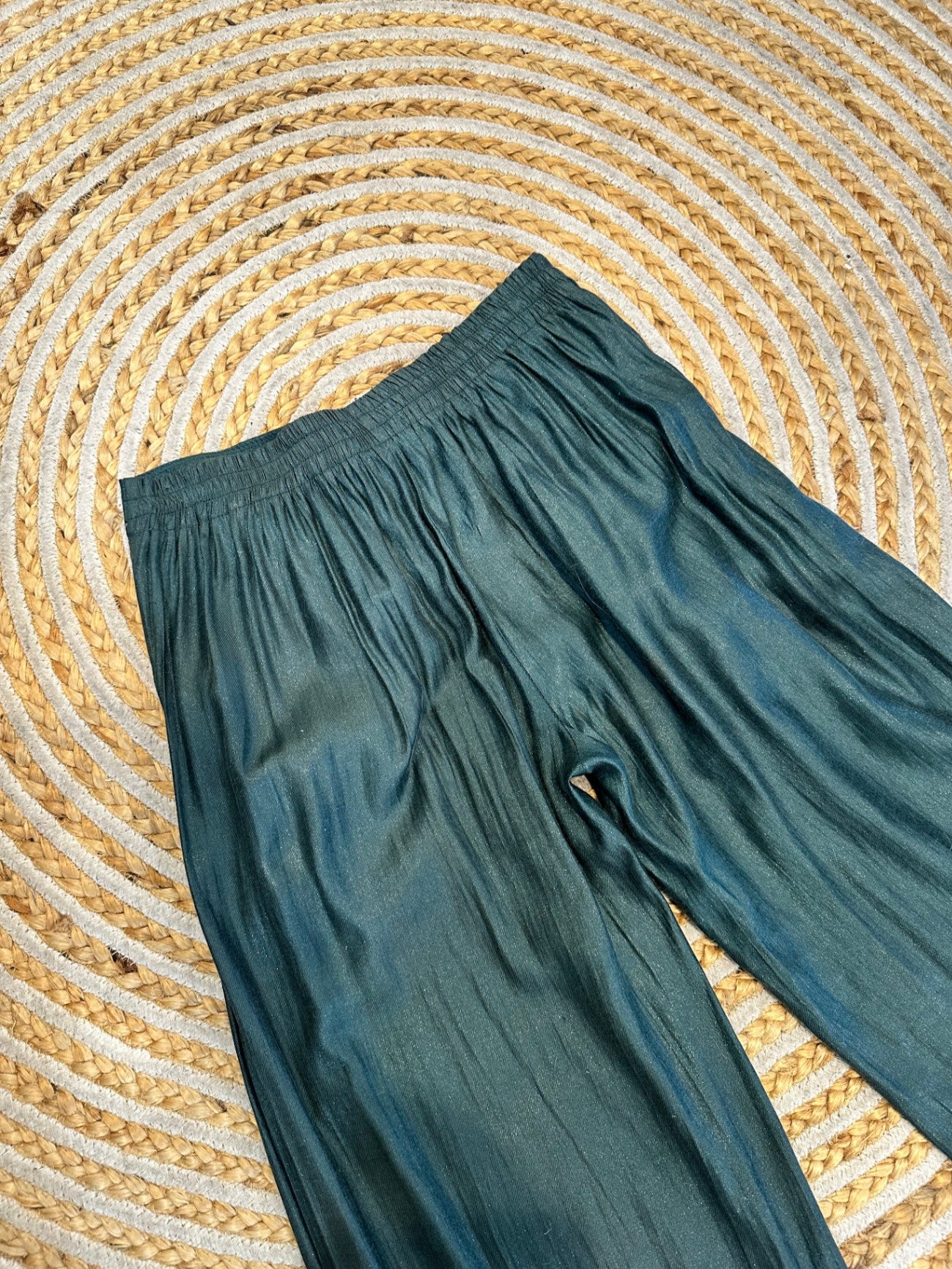 On Stage - Pants - Size 10 - Green with embroidered Waistline