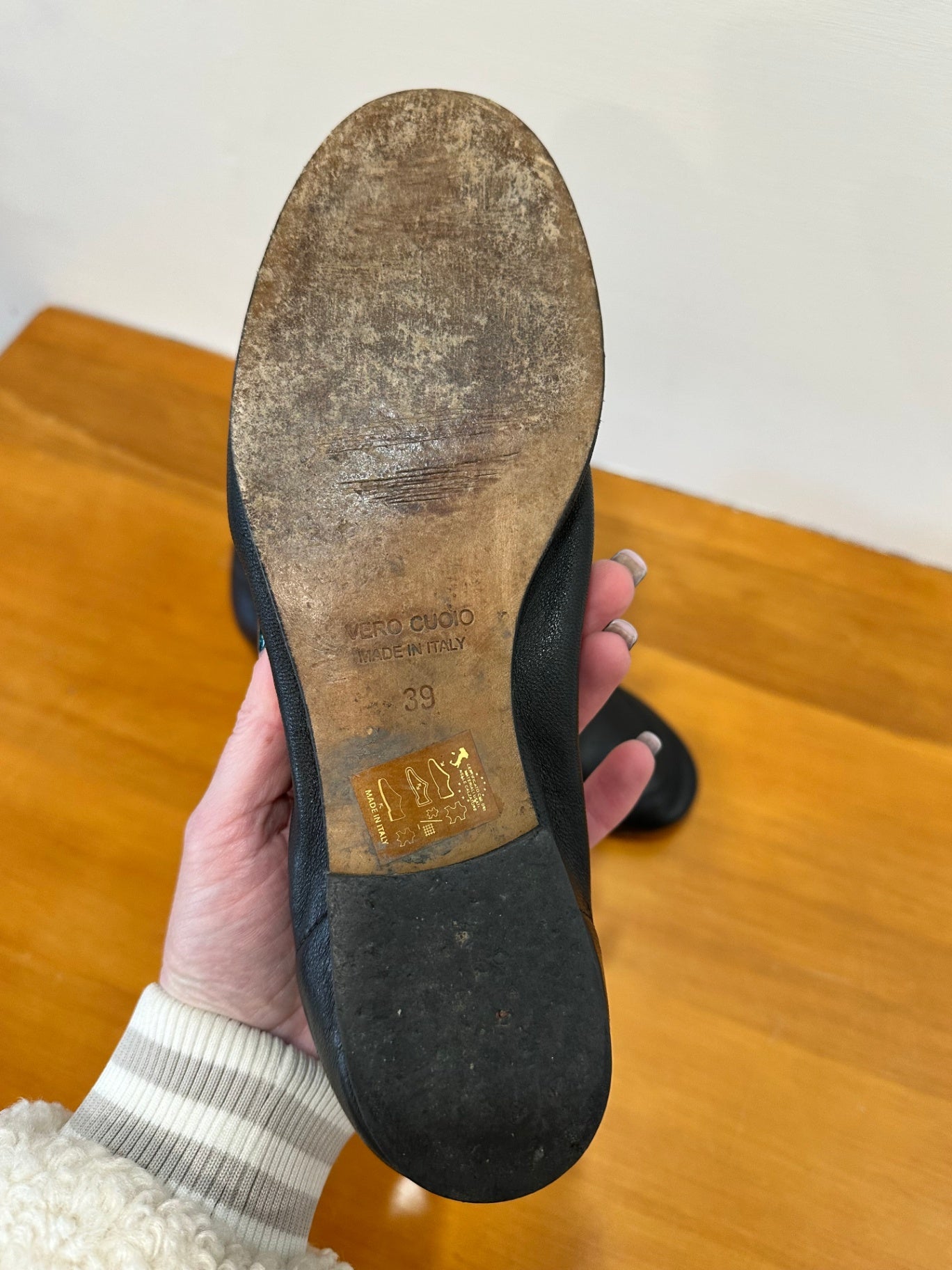 Kathryn Wilson - Black Leather Loafers - Size 39 