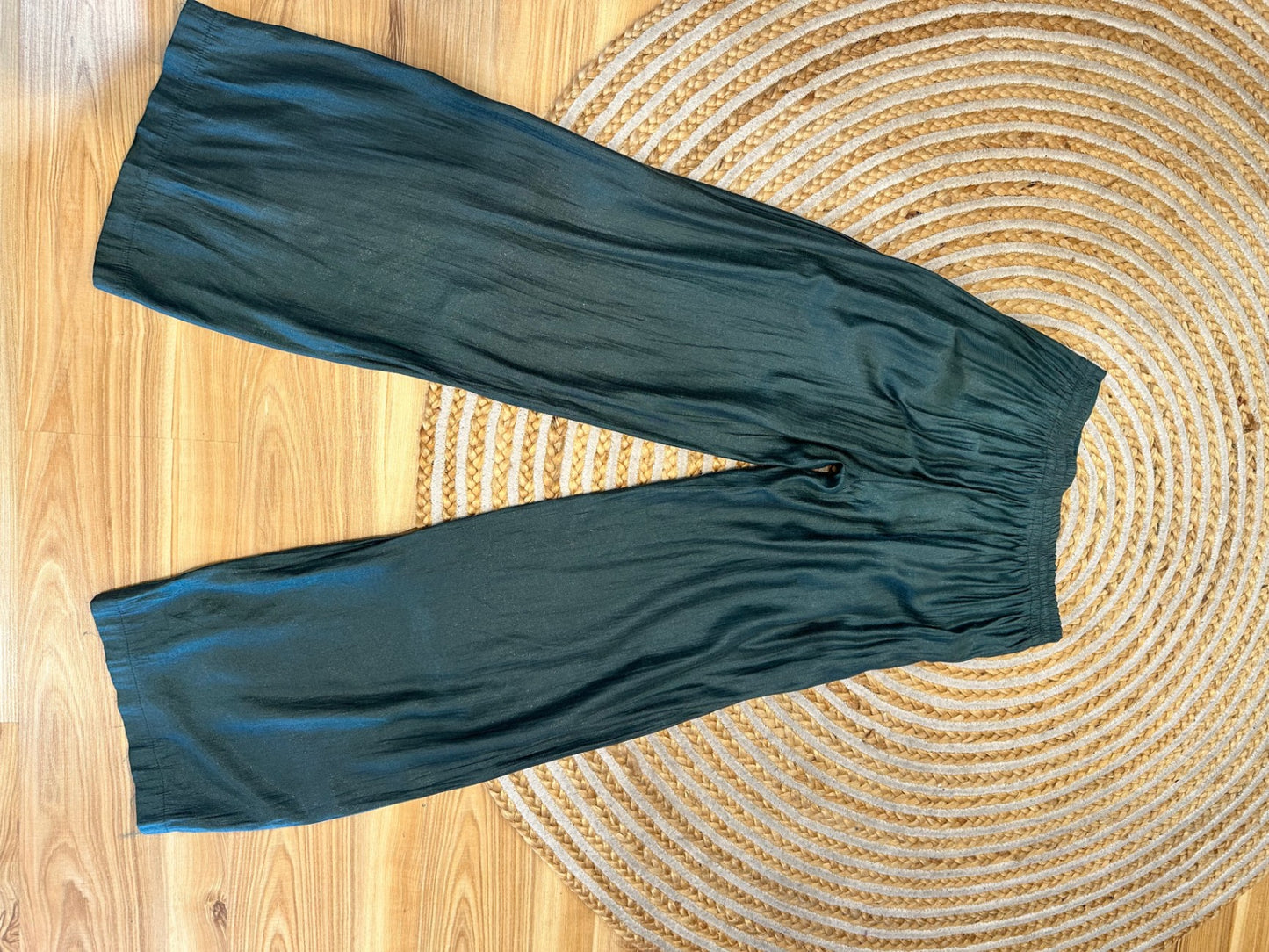 On Stage - Pants - Size 10 - Green with embroidered Waistline