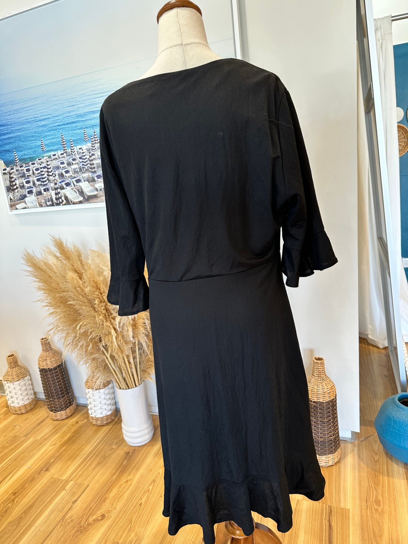 [SALE] Pagani - Little Black Dress - Size 16