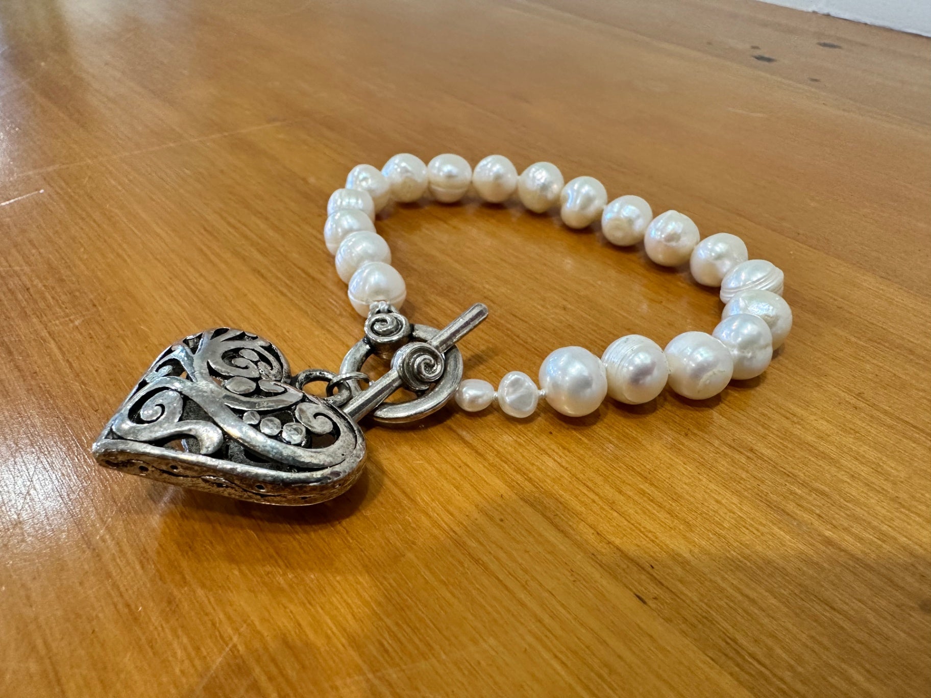Pearl Bracelet with Heart Pendant
