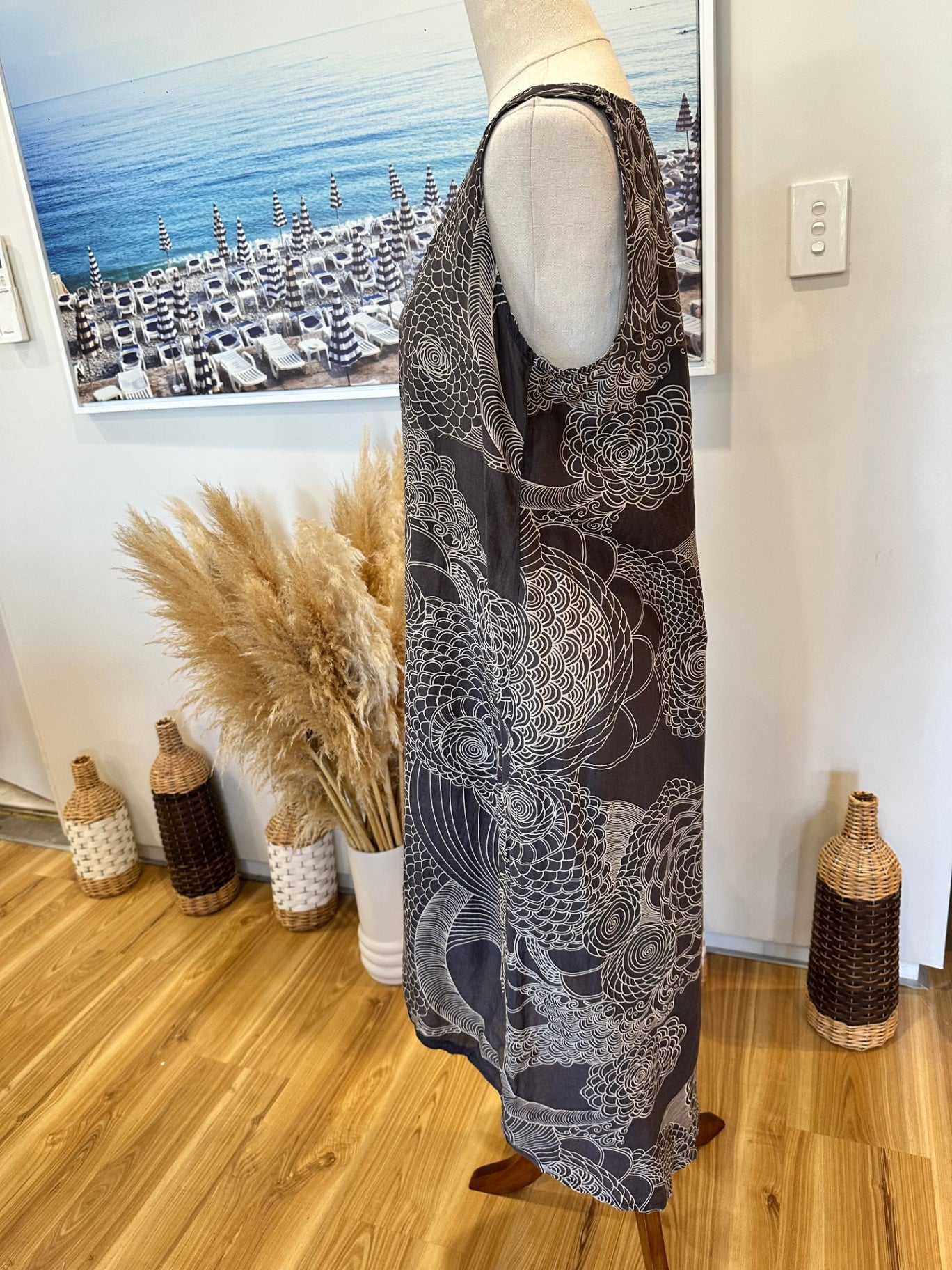 Caravan - Dress - Size: Large - Grey + Cream - 95% Silk + 5% Cotton