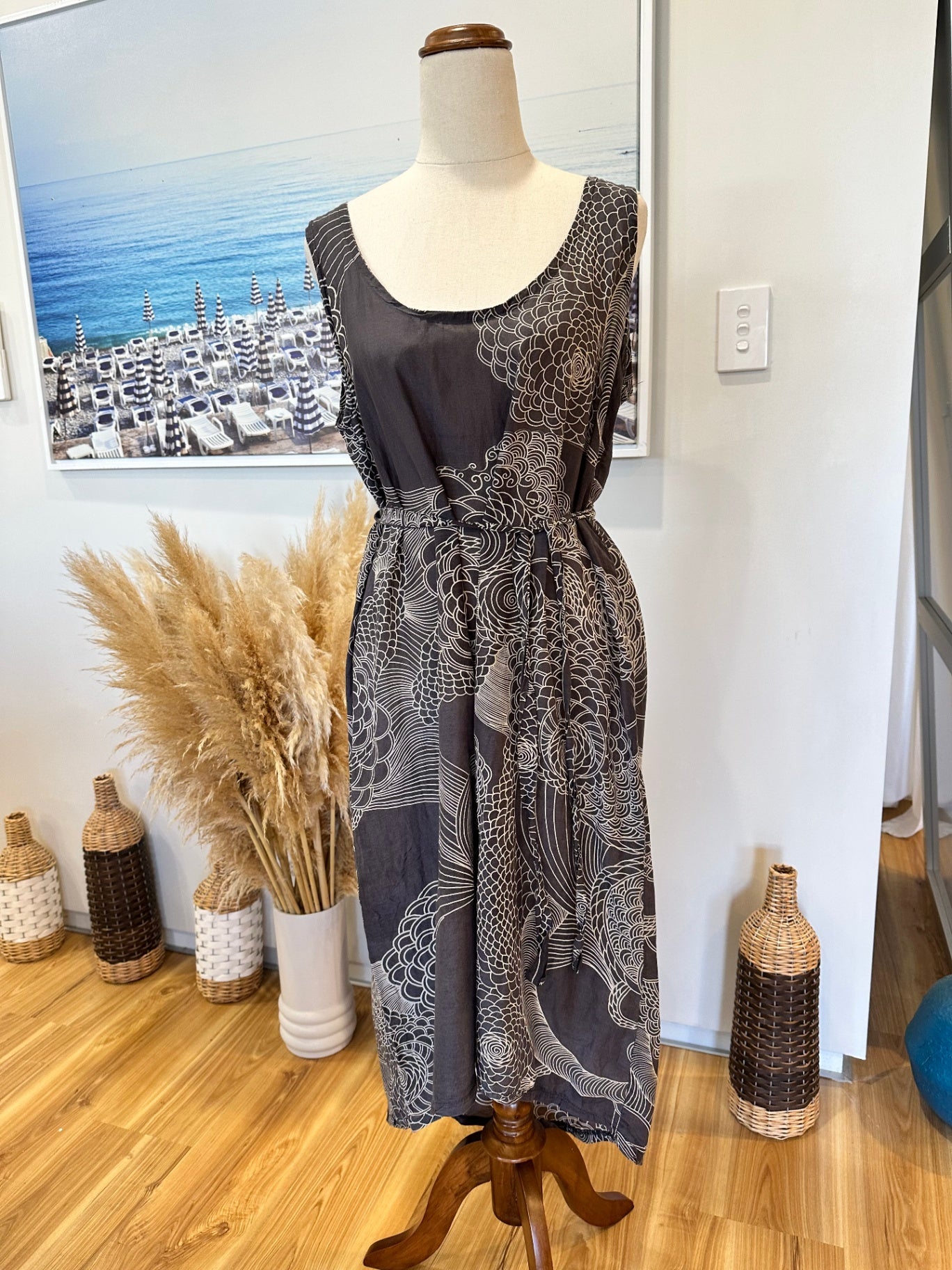 Caravan - Dress - Size: Large - Grey + Cream - 95% Silk + 5% Cotton