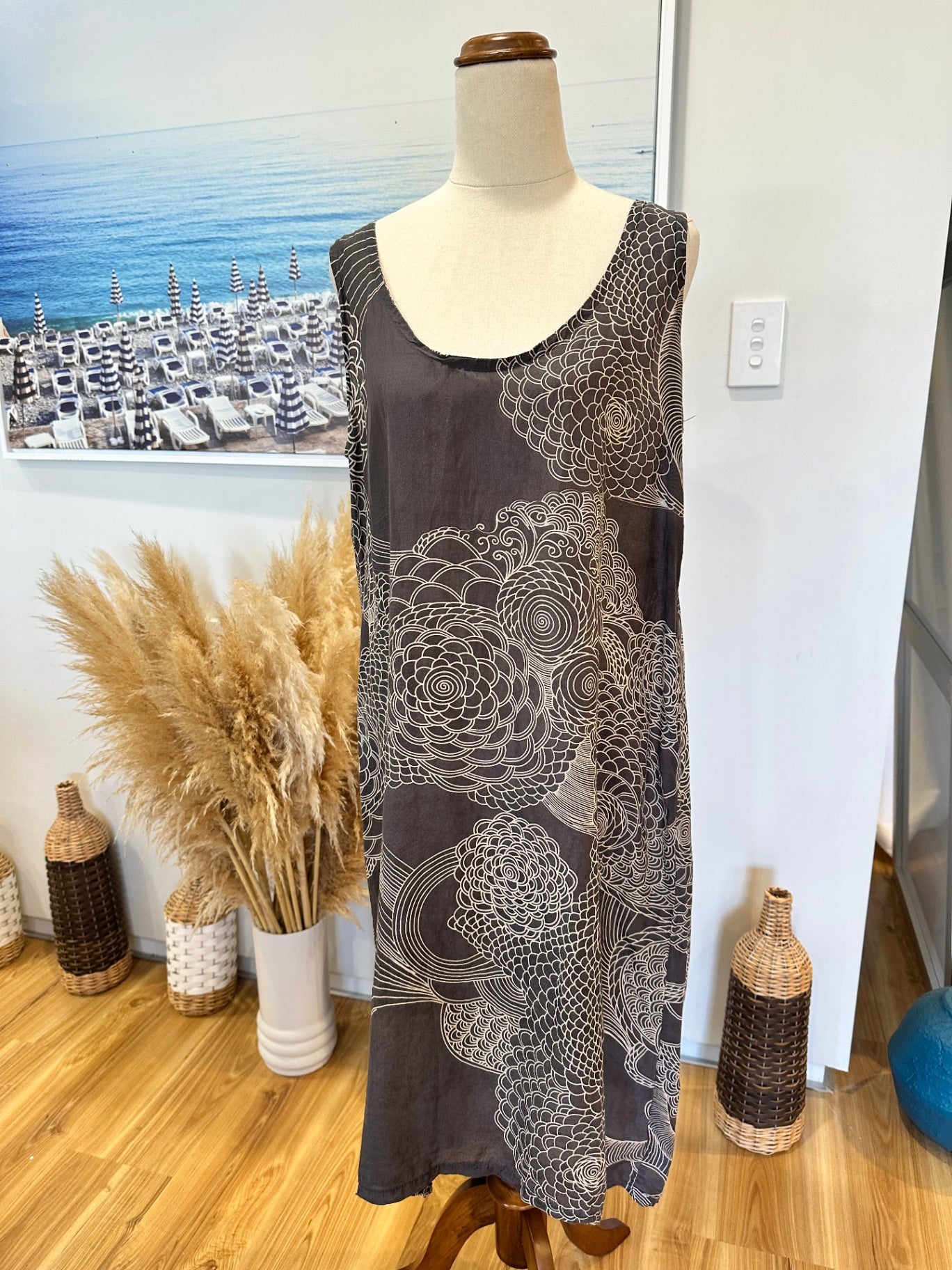 Caravan - Dress - Size: Large - Grey + Cream - 95% Silk + 5% Cotton