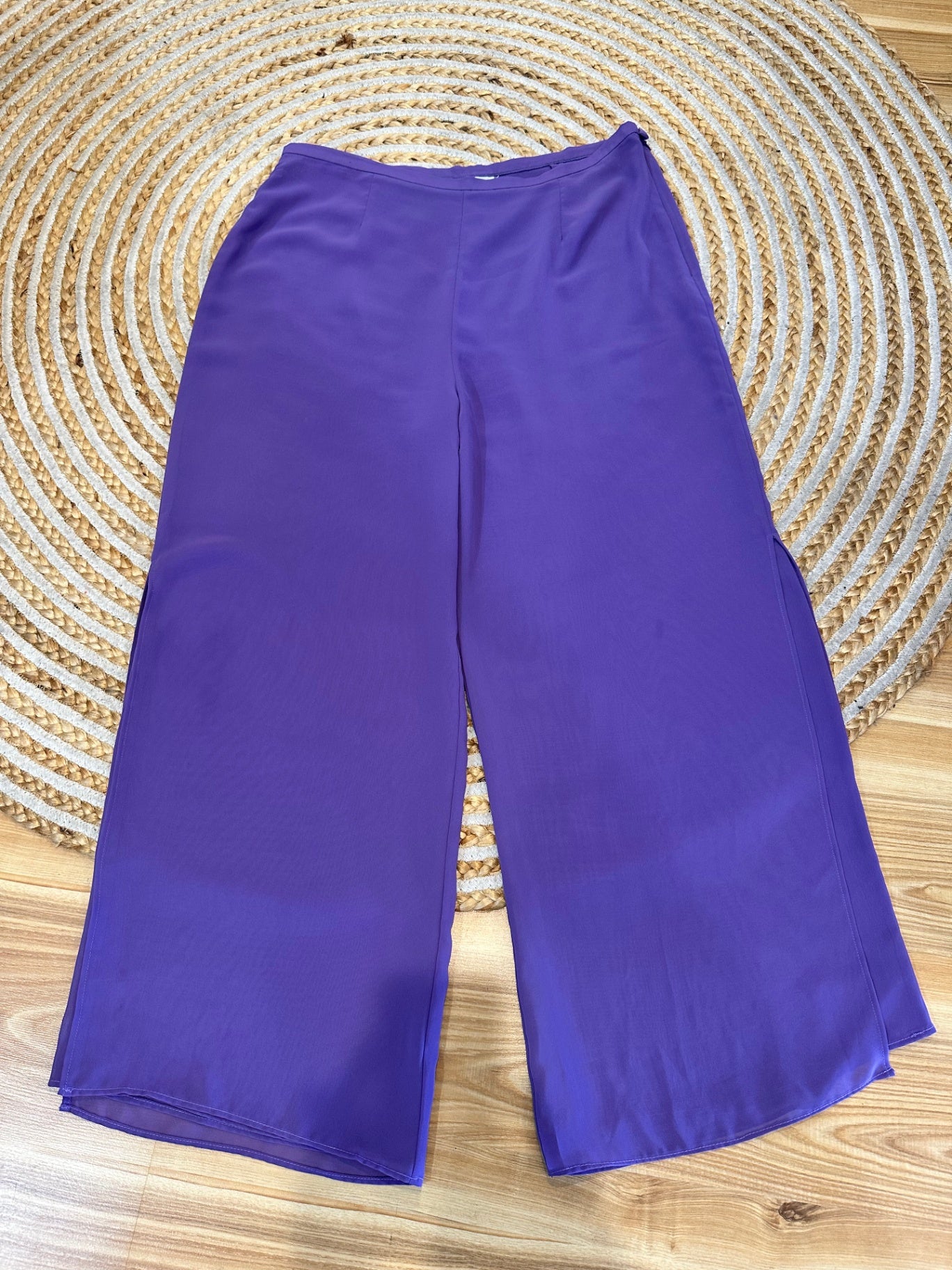 Classique - Wide Leg Pants with Splits - Size 16 - Lavender