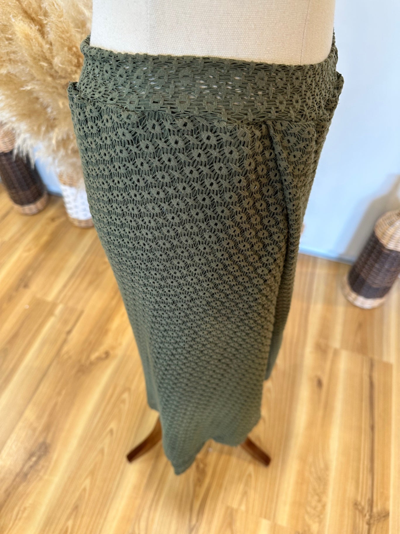 Wallace Rose - Skirt - Size 12 - Olive green
