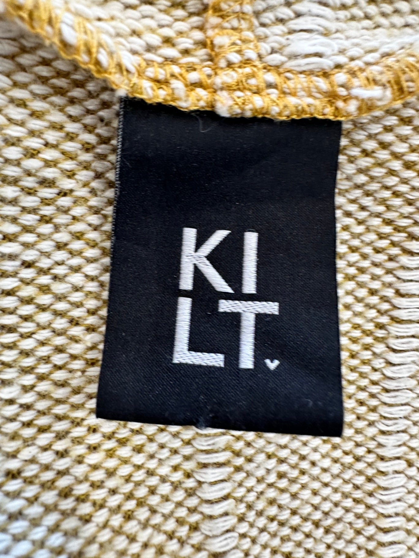 Kilt Oversized Cardigan (or Beach Cover) One Size - Beige + Mustard