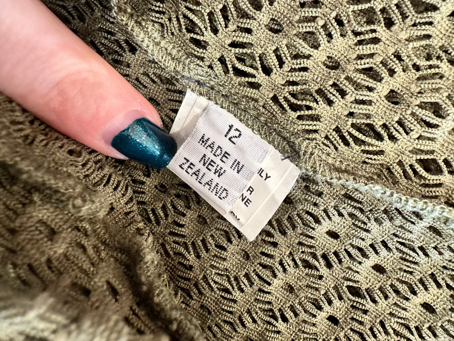 Wallace Rose - Skirt - Size 12 - Olive green