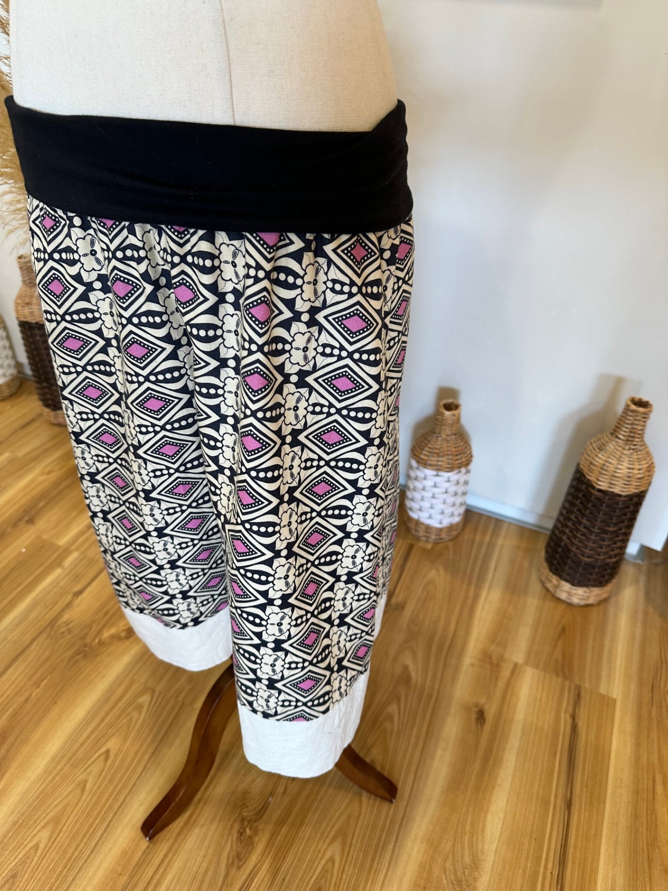 Talikans - Made in New Zealand - Reversible Skirt - Small