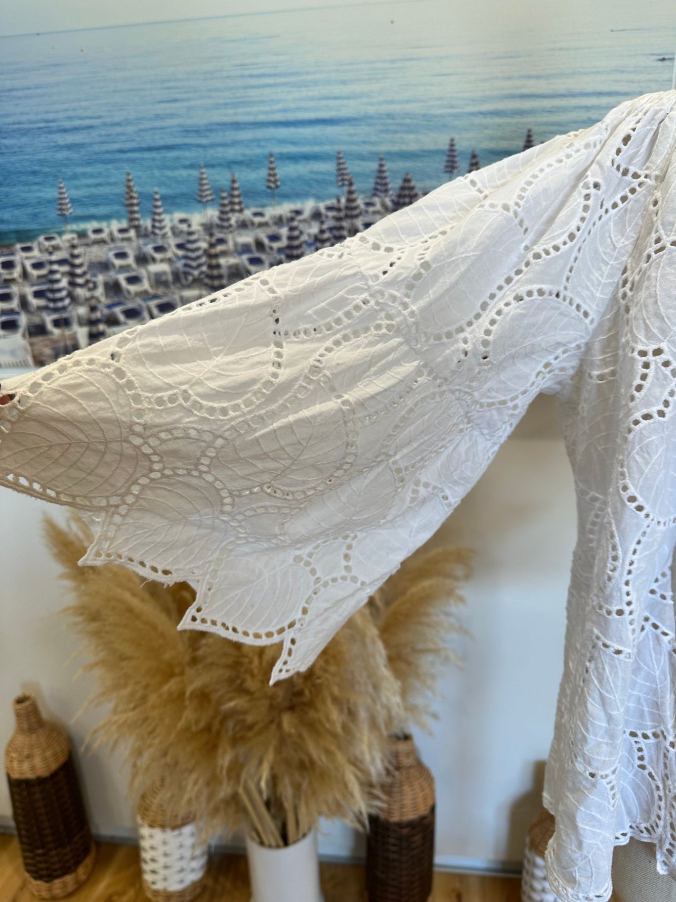 Off Shoulder Lace Blouse - Medium / Large - White / Cream