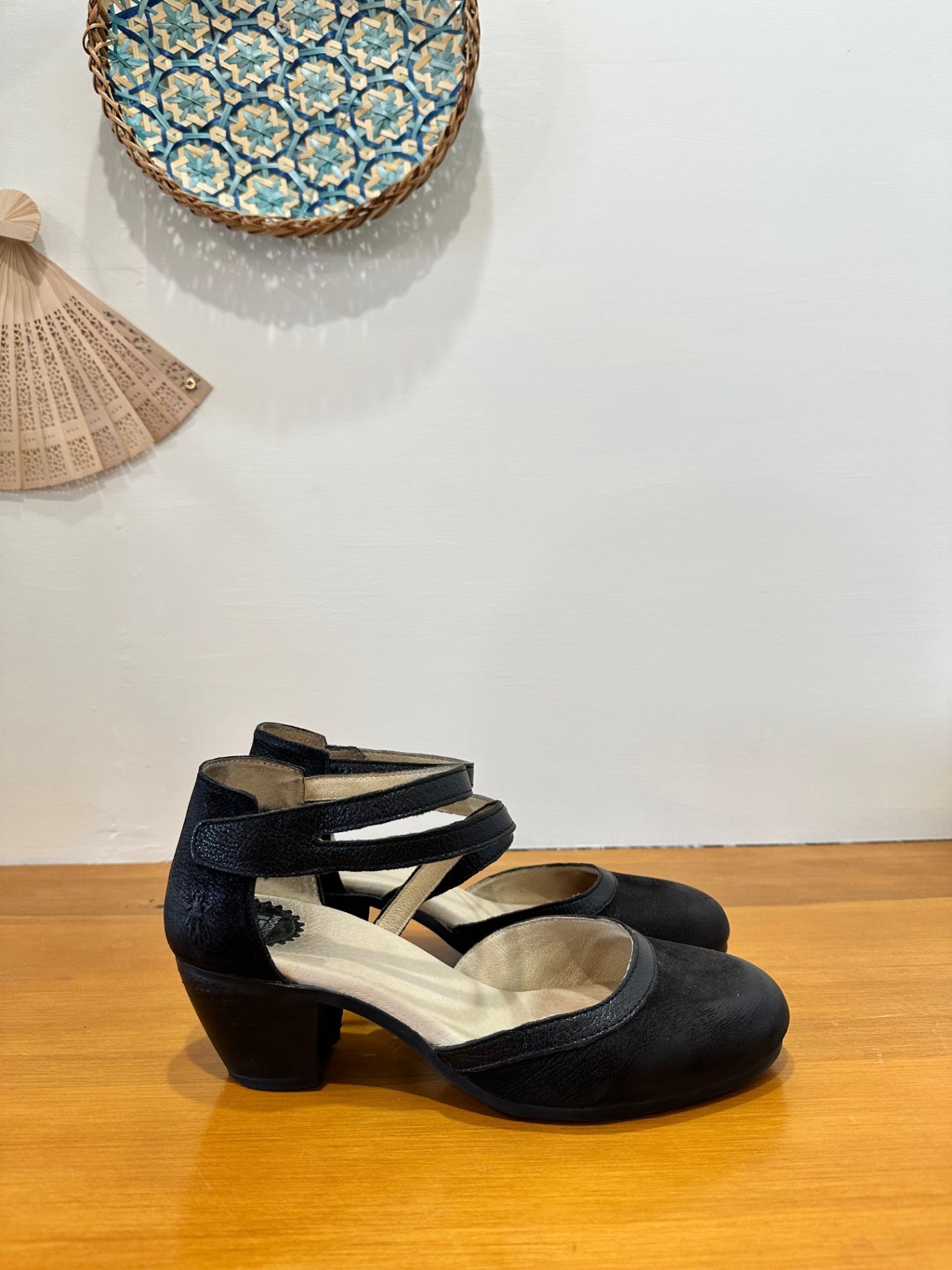 FLY London Heels - Size 39 - Black