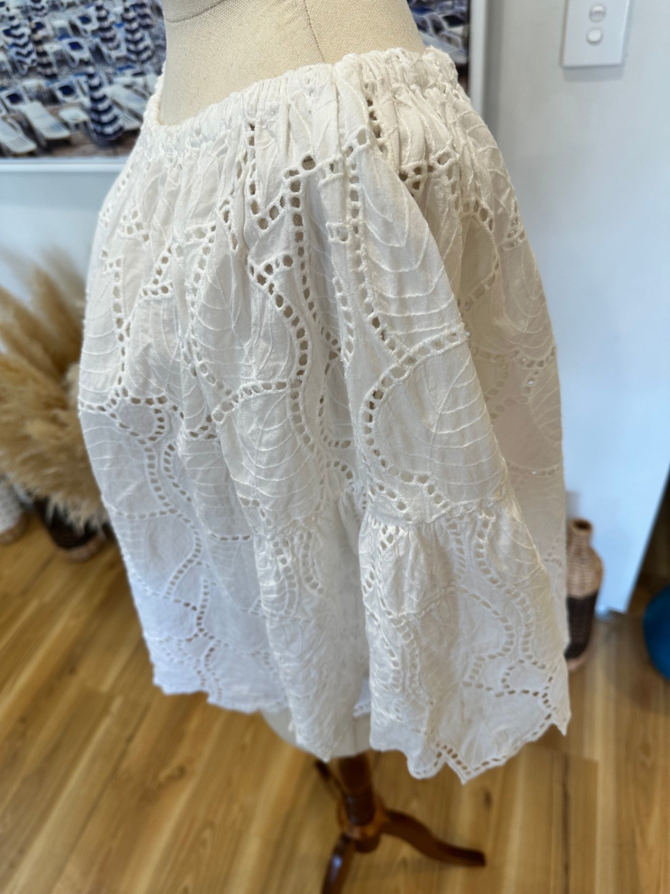 Off Shoulder Lace Blouse - Medium / Large - White / Cream