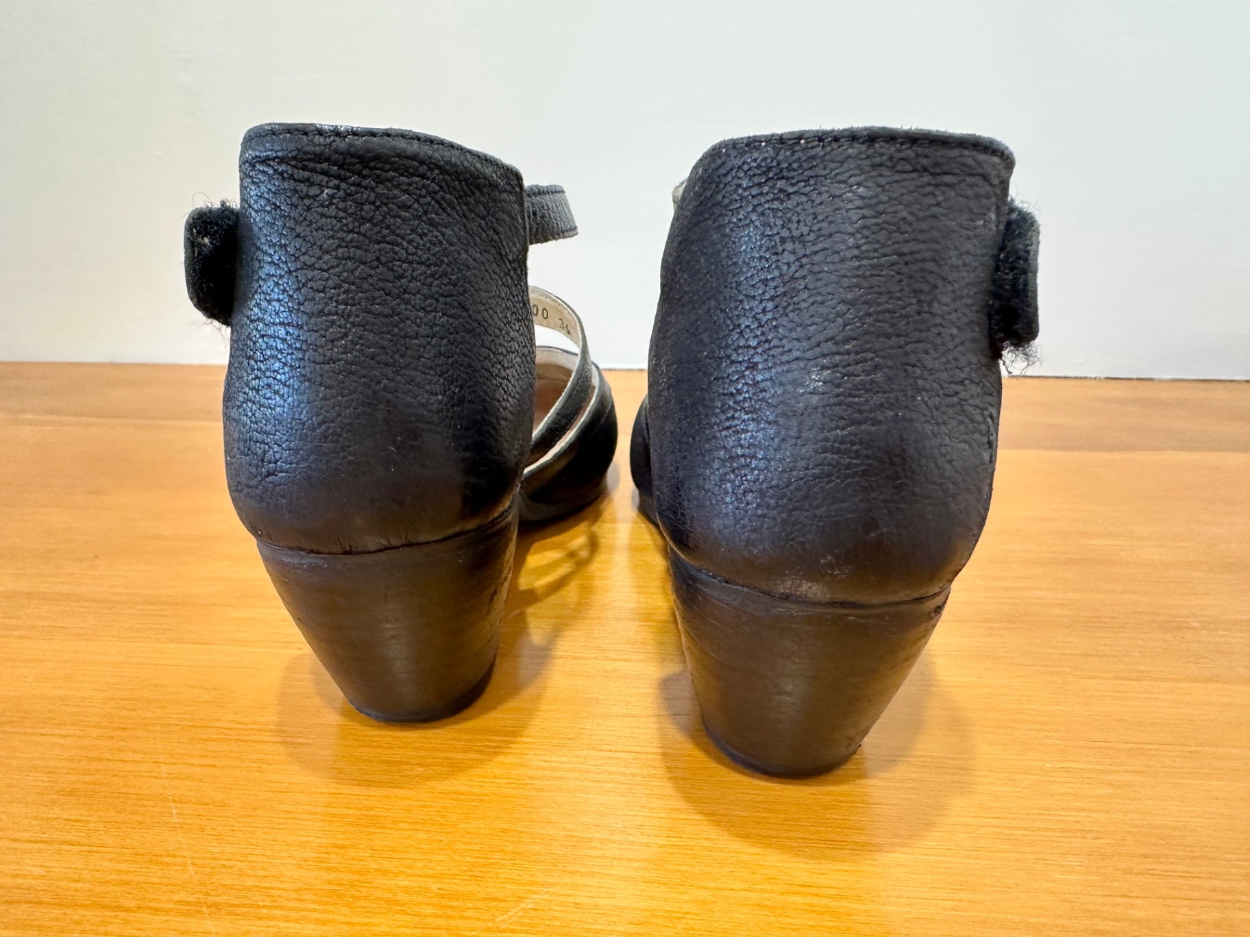 FLY London Heels - Size 39 - Black