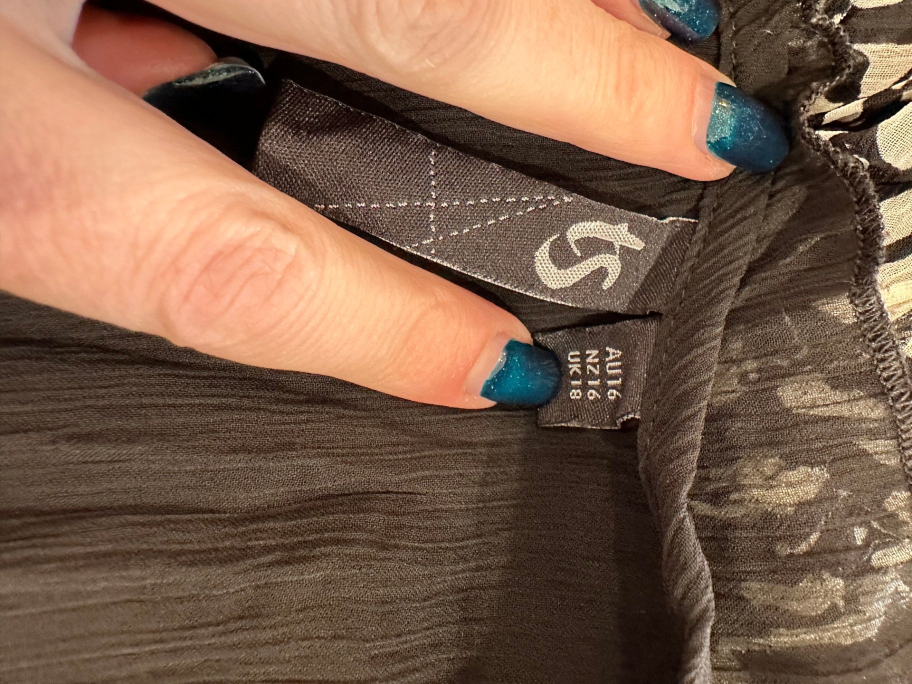 Taking Shape - Longling Cardigan - Size 16 - Black and Cream