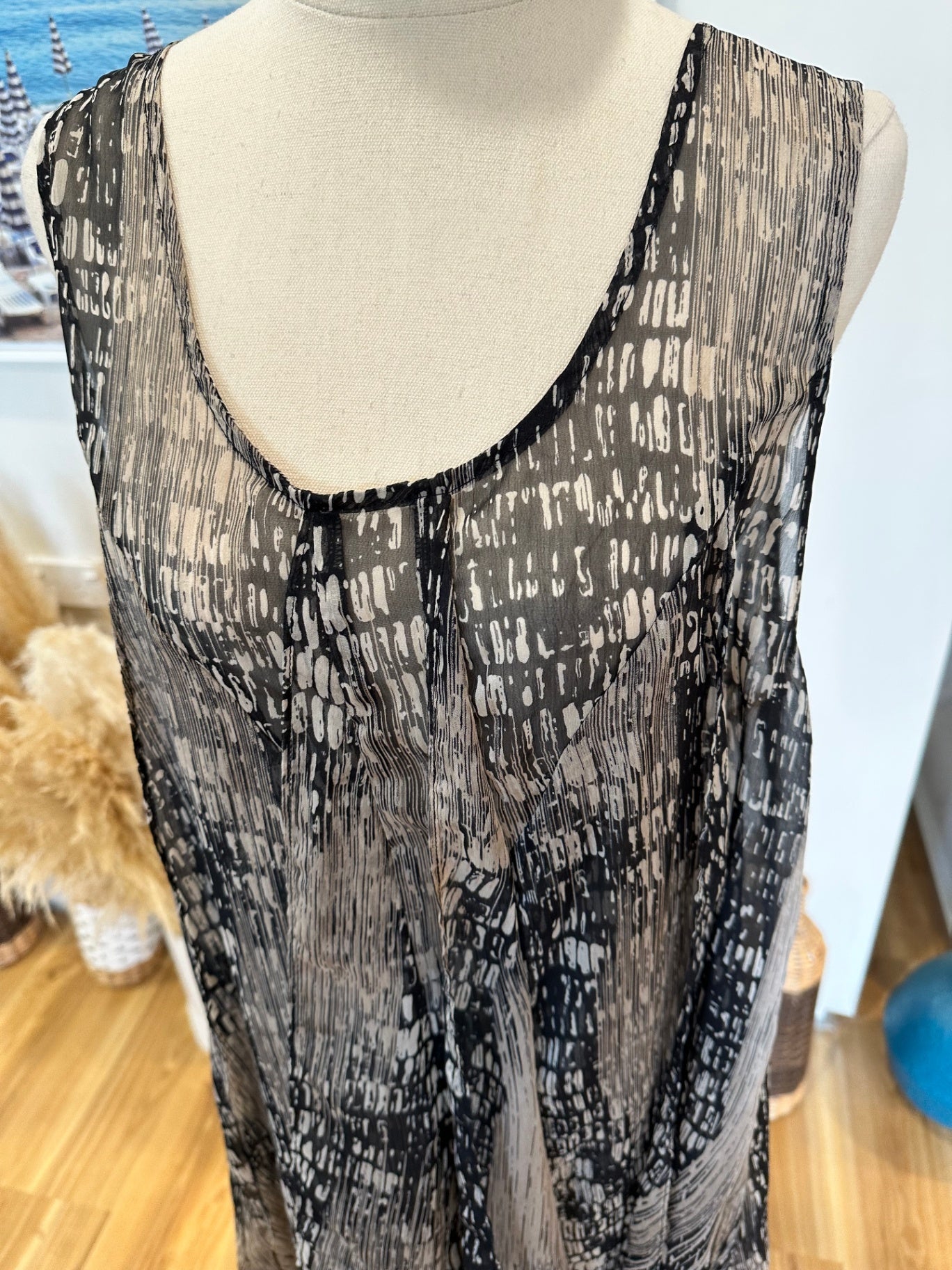 Scope - Dress - Size 14 - Black, Beige