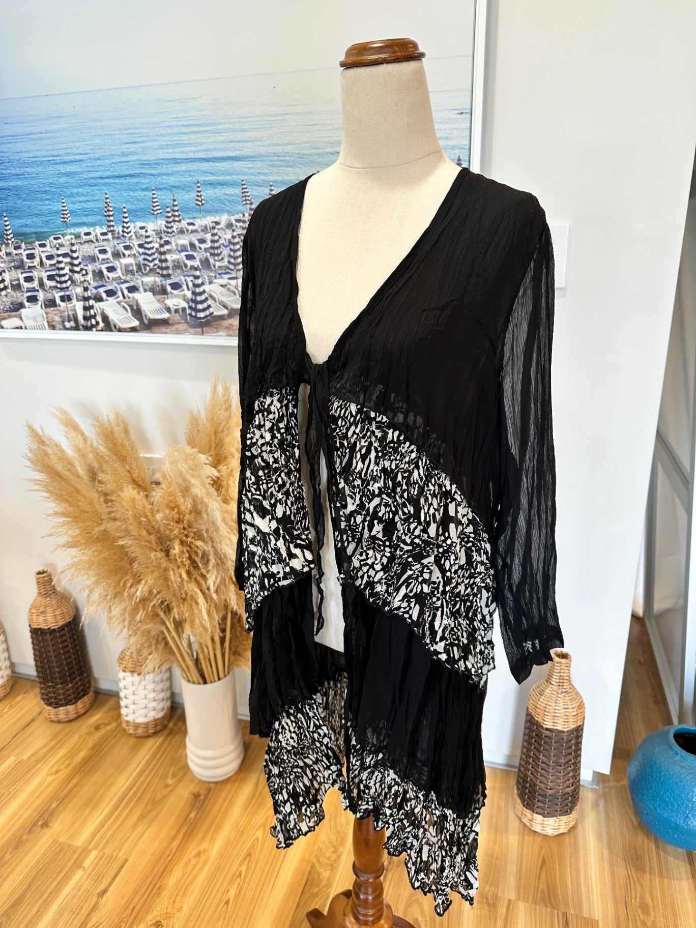 Taking Shape - Longling Cardigan - Size 16 - Black and Cream