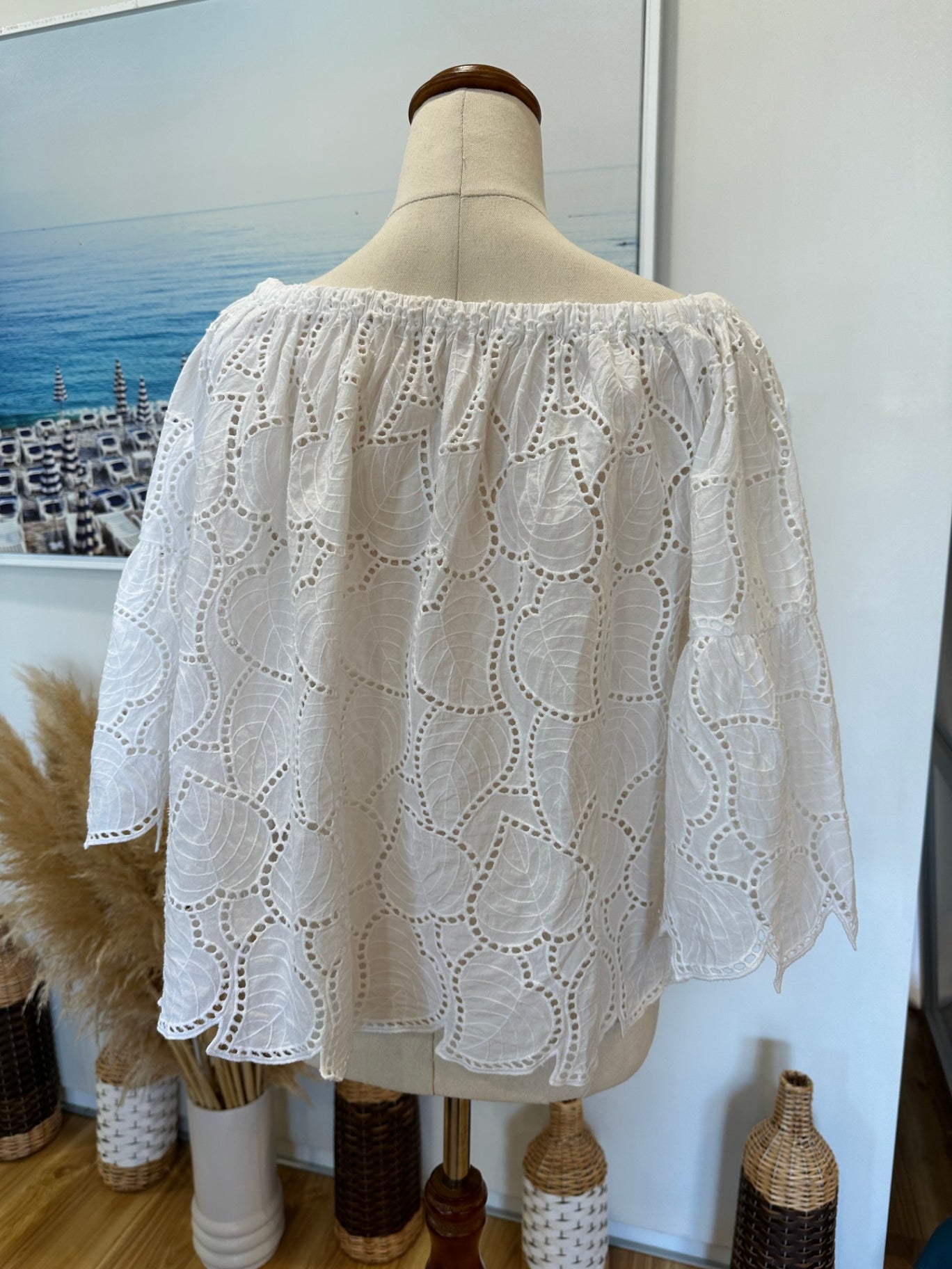 Off Shoulder Lace Blouse - Medium / Large - White / Cream