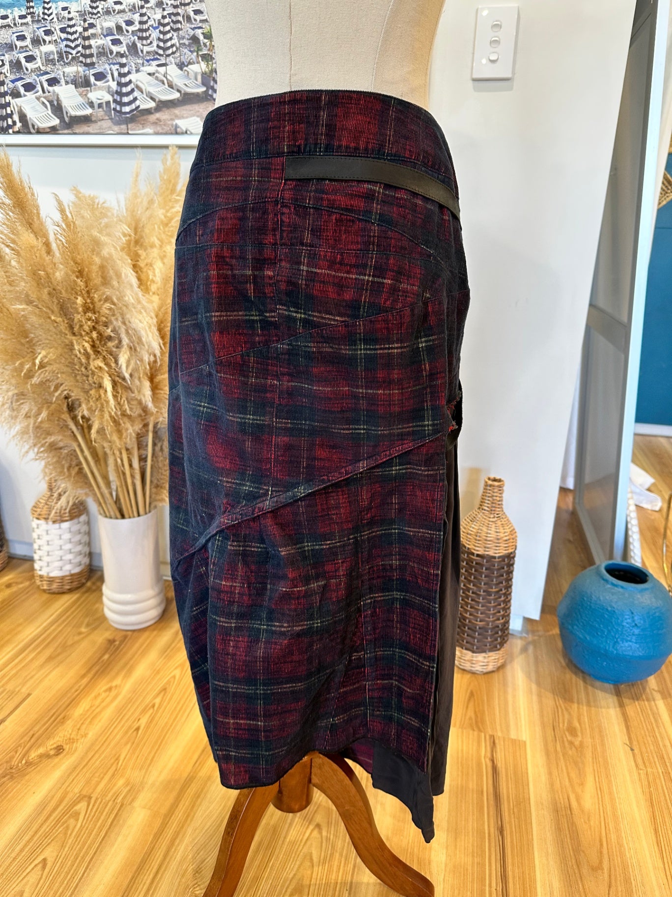 Sharon Washob - Tartan Grunge Skirt - Medium - Black and red plaid - Silk / Cotton / Leather