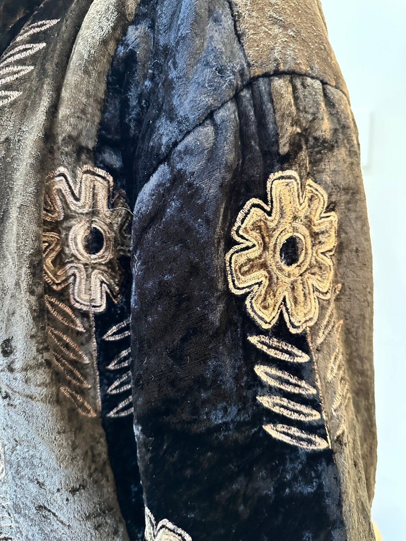 Vintage Coat - Medium / Large - Velvet Black and brown