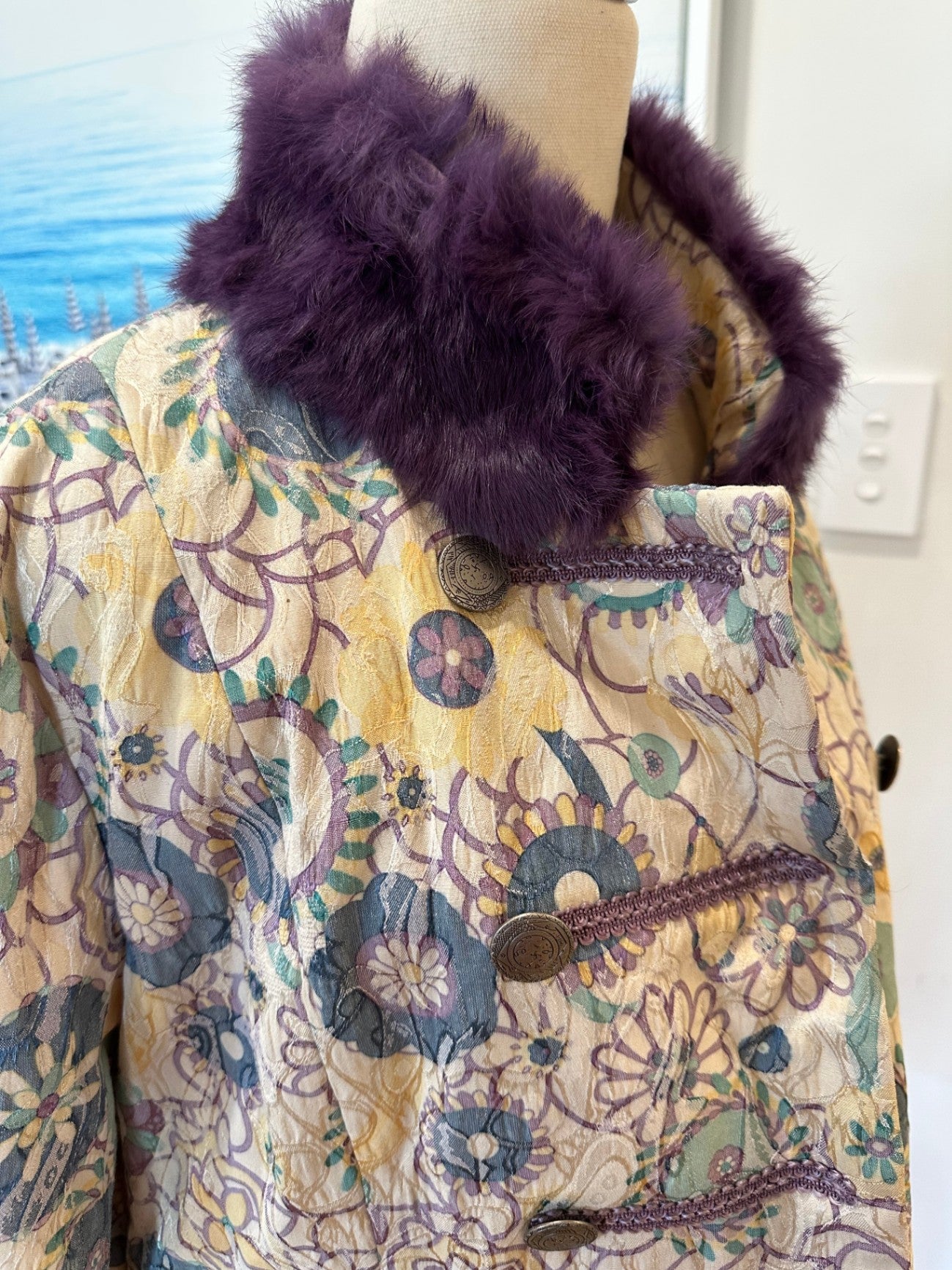 Vintage - Quilted Jacket - EU 42 Medium / Large - Purple tones w Faux Fur Collar