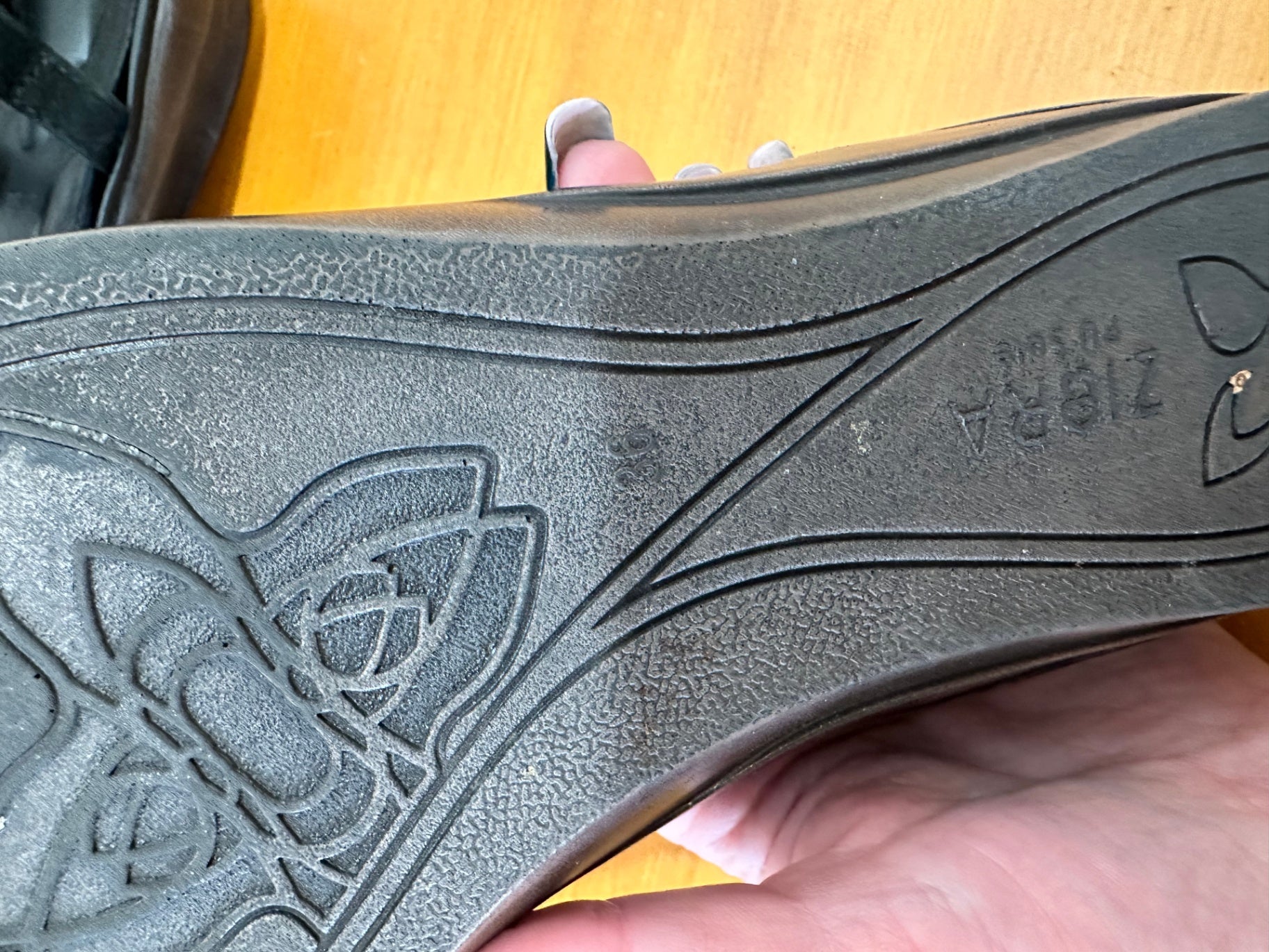 Ziera Sandals - Size EU 36 - Black