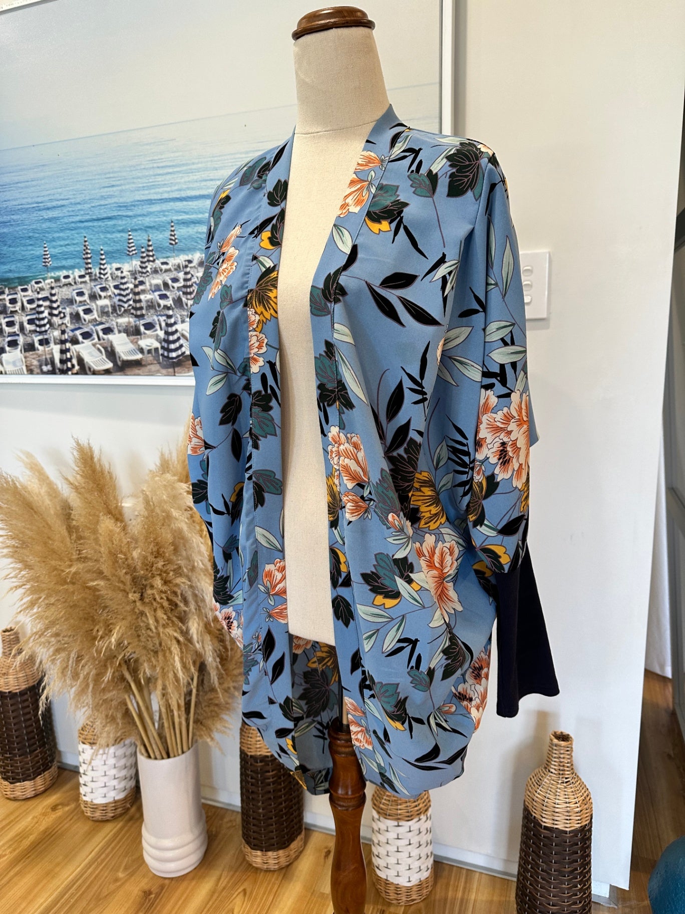 Kimono - One Size - Blue with multicolored floral pattern