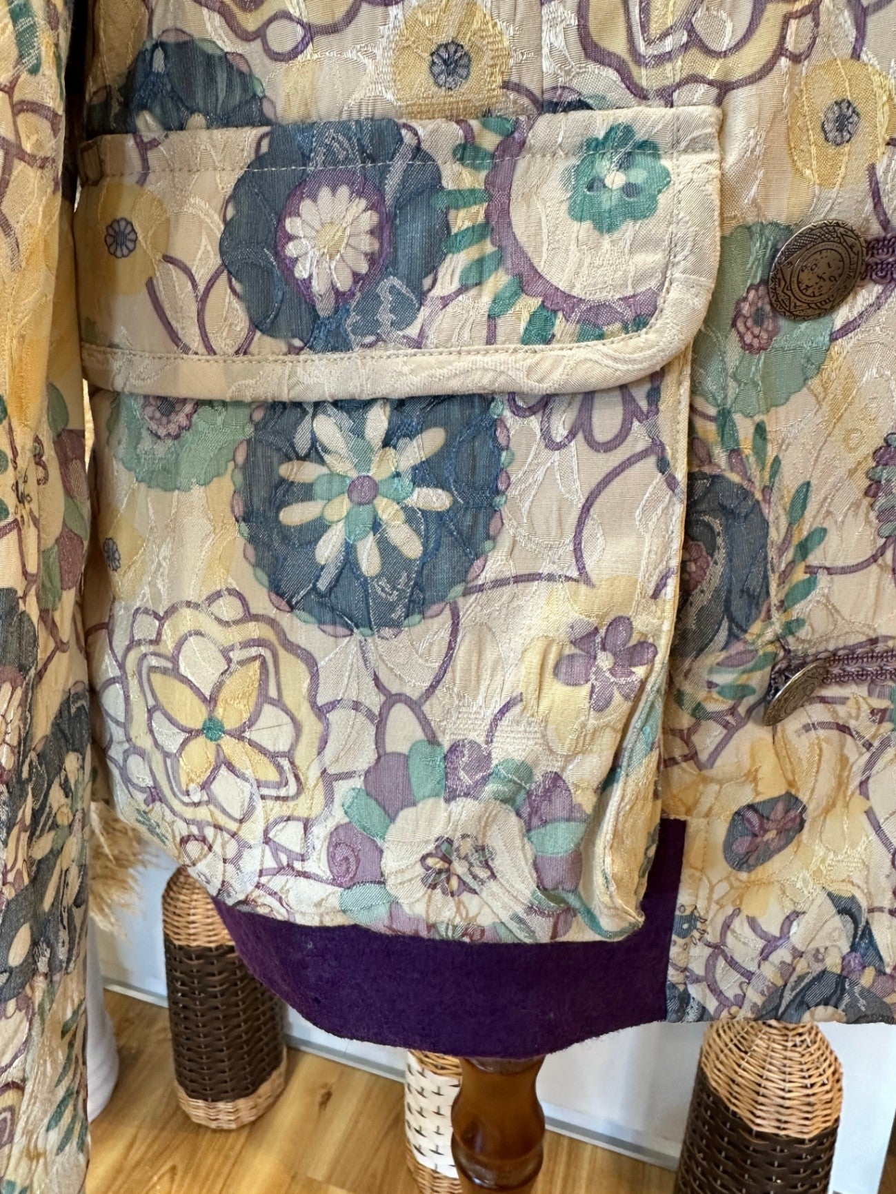 Vintage - Quilted Jacket - EU 42 Medium / Large - Purple tones w Faux Fur Collar