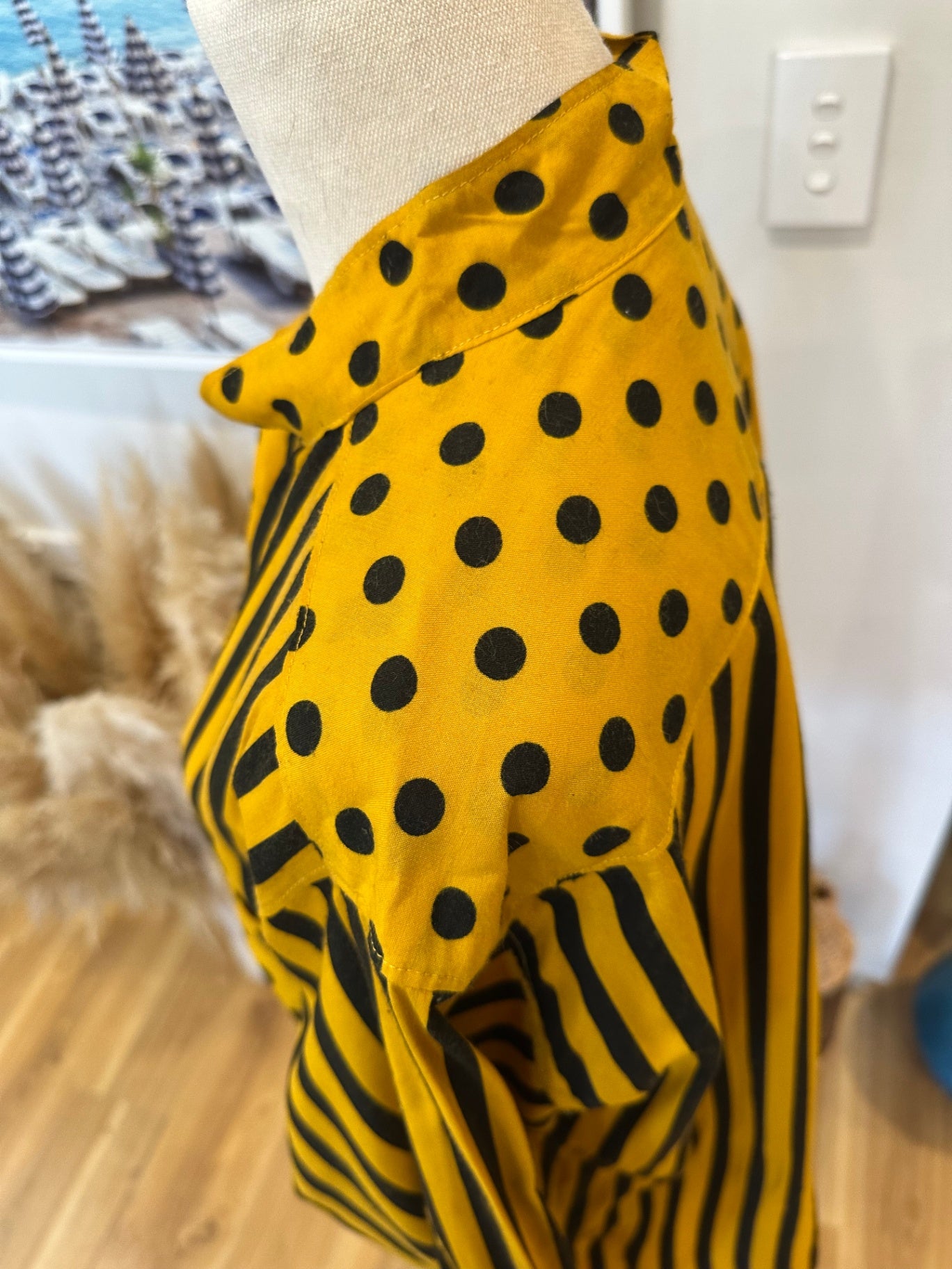 Vintage Shirt - Small - Yellow and Black