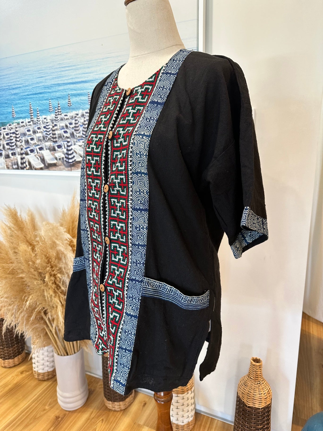 Traditional Embroidery Top / Shirt - Large - Black, Red, Green, Blue, White