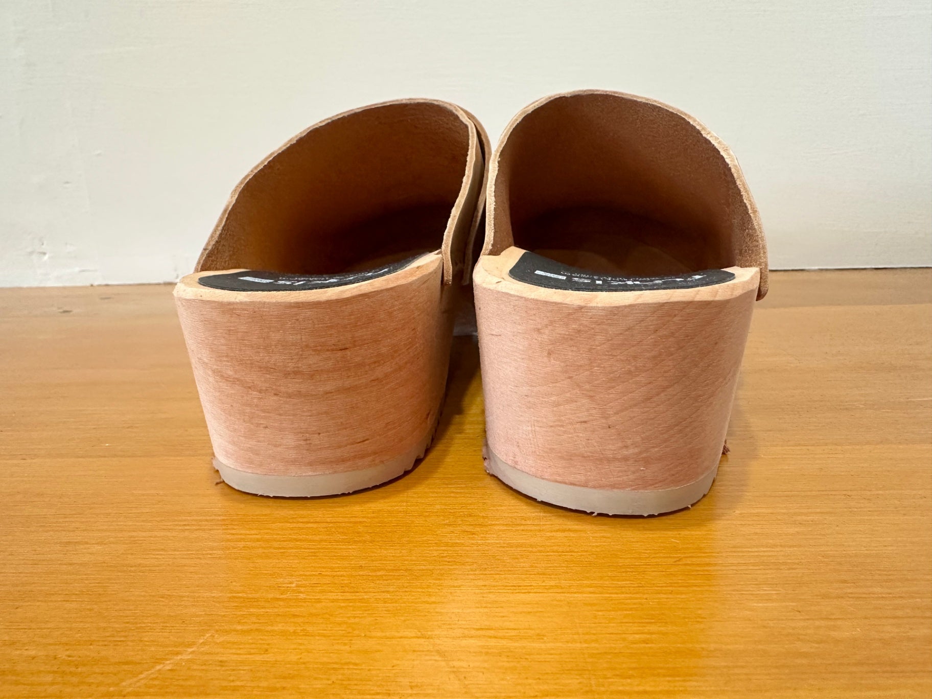 Funkis Clogs - Size EU 40 - Tan (Cork like material)