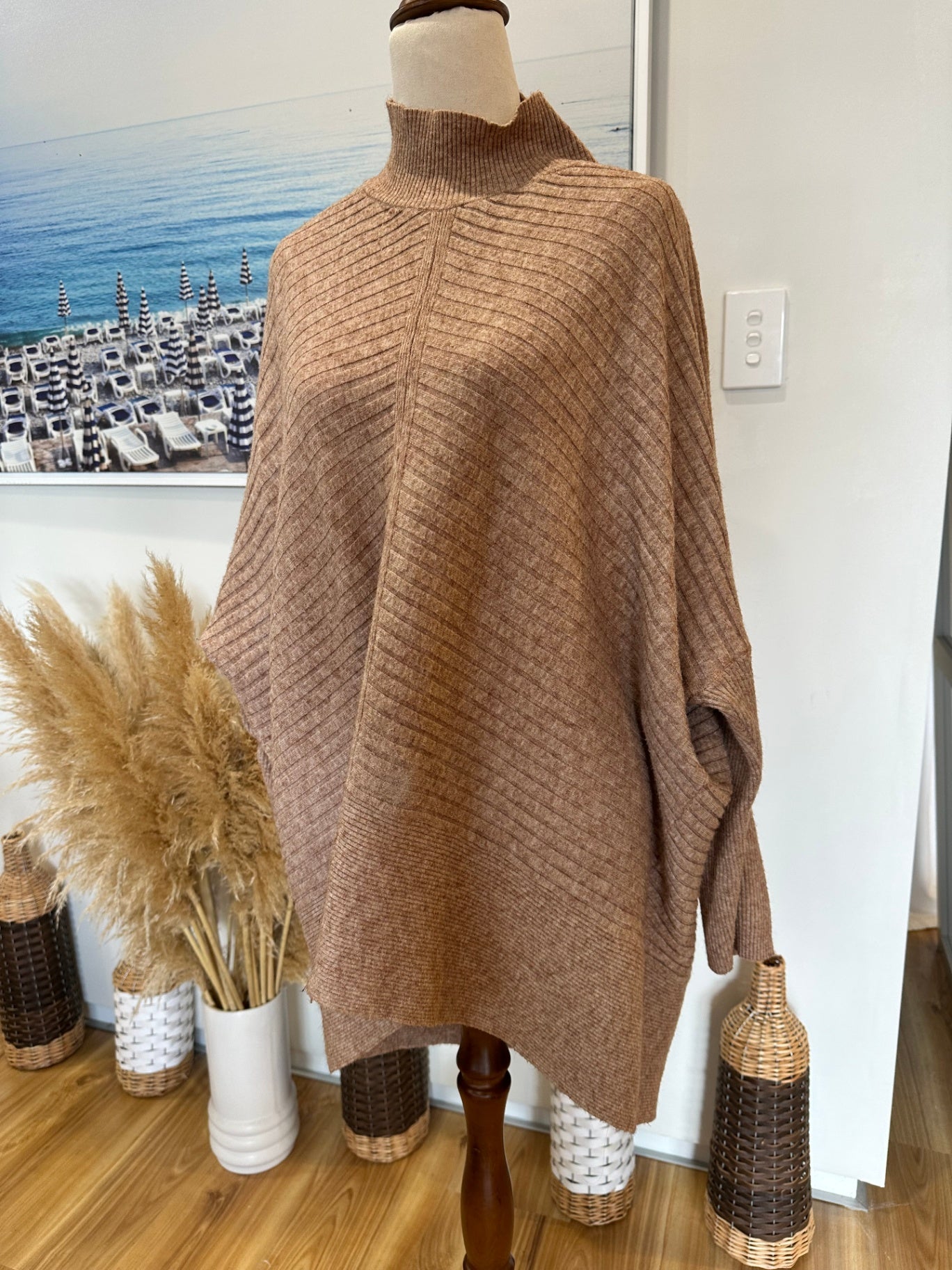 Whistle Top - Extra Large - Light Brown