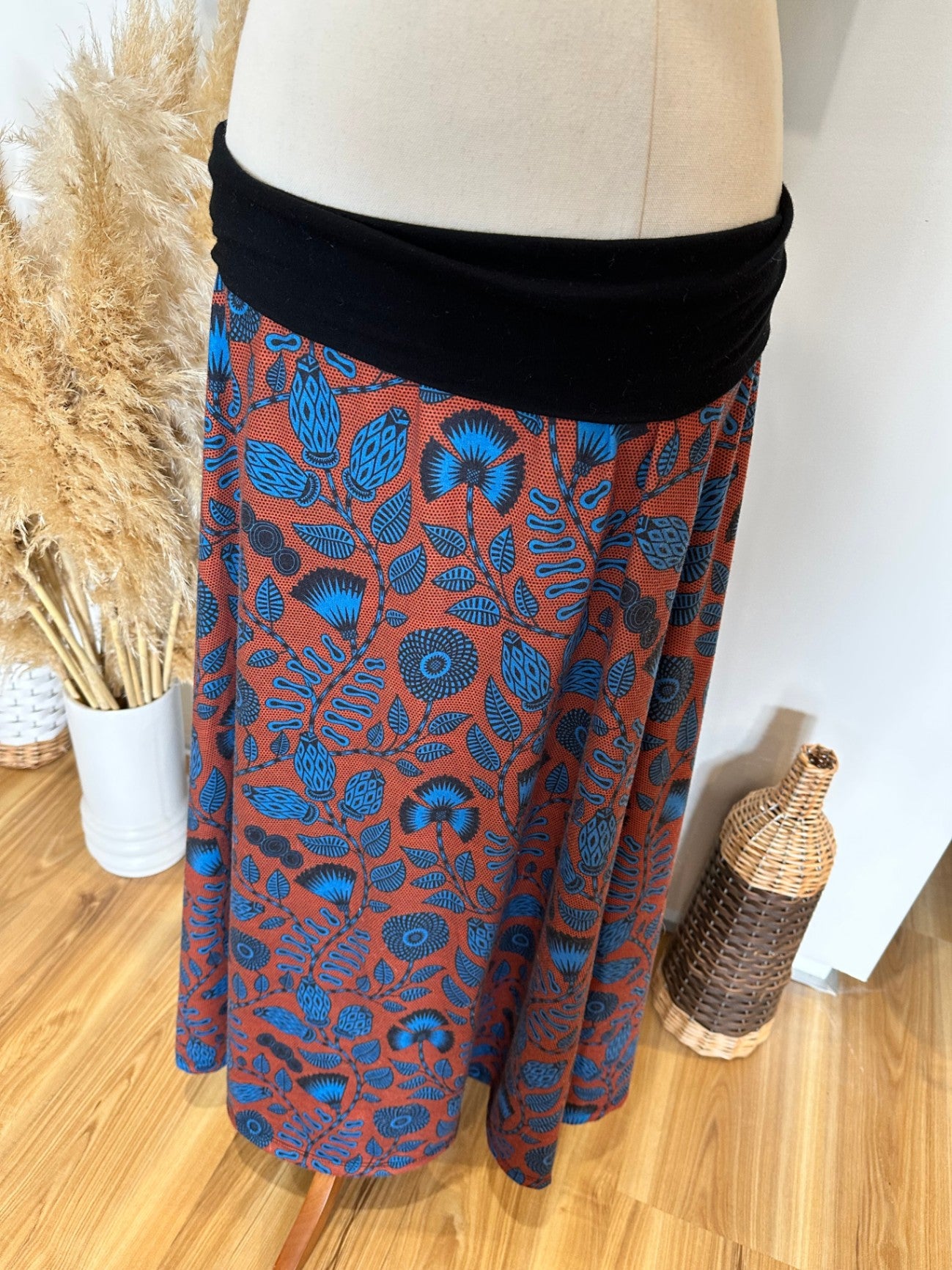 Ula South Island - Maxi Skirt - Medium - Brown and Blue