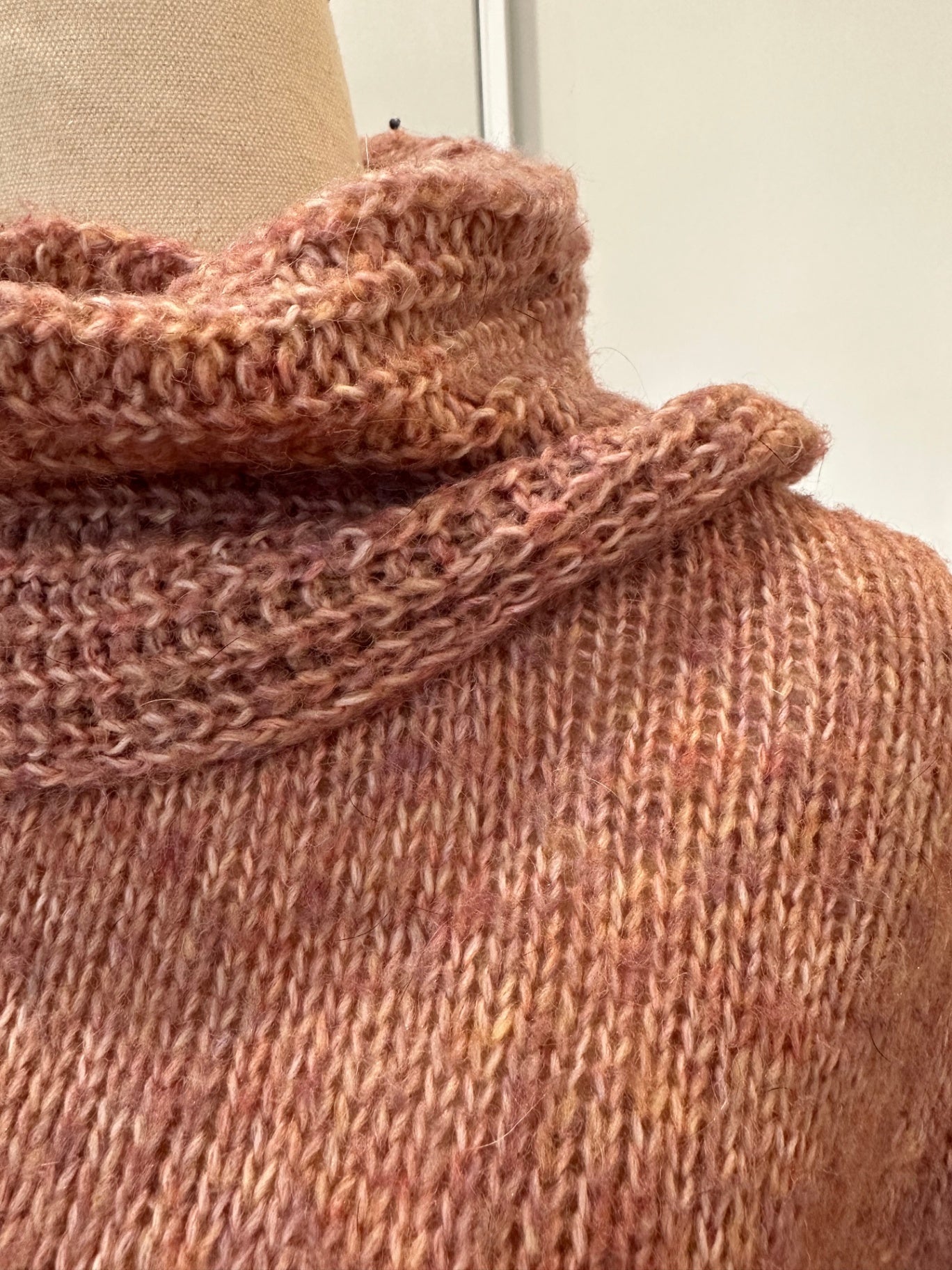 Holmes + Fallon - Jumper - Large - Blush Pink - 7% Wool & 13% Angora