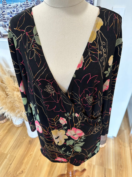 Mirasol Blouse - Size Large - Black with floral pattern
