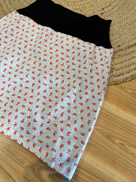 Top Stitch - Made in New Zealand - Skirt - Extra Large - Light blue with pink floral print and black waistband