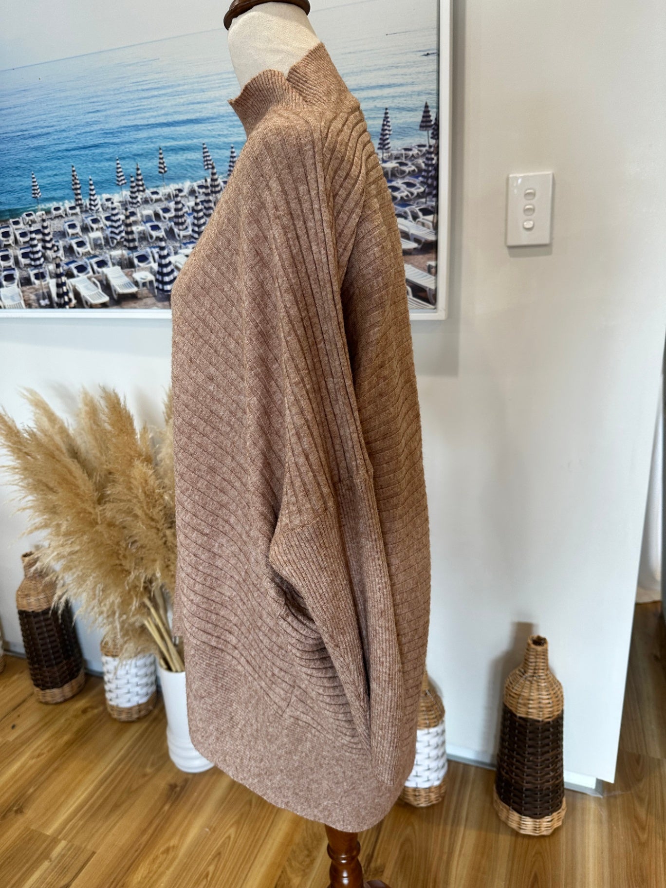 Whistle Top - Extra Large - Light Brown