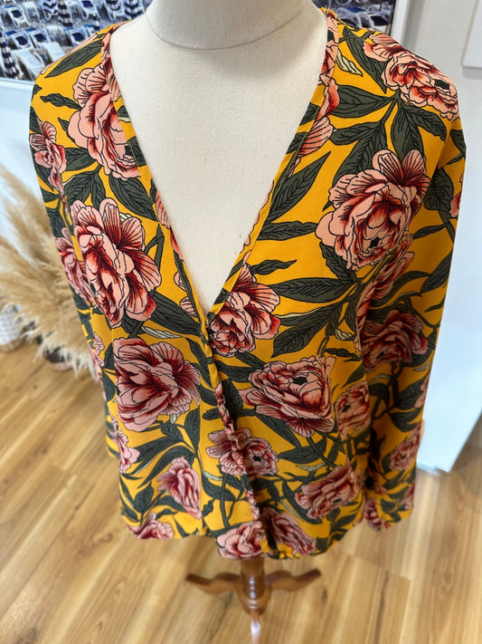 Boohoo Blouse - Size 14 - Yellow