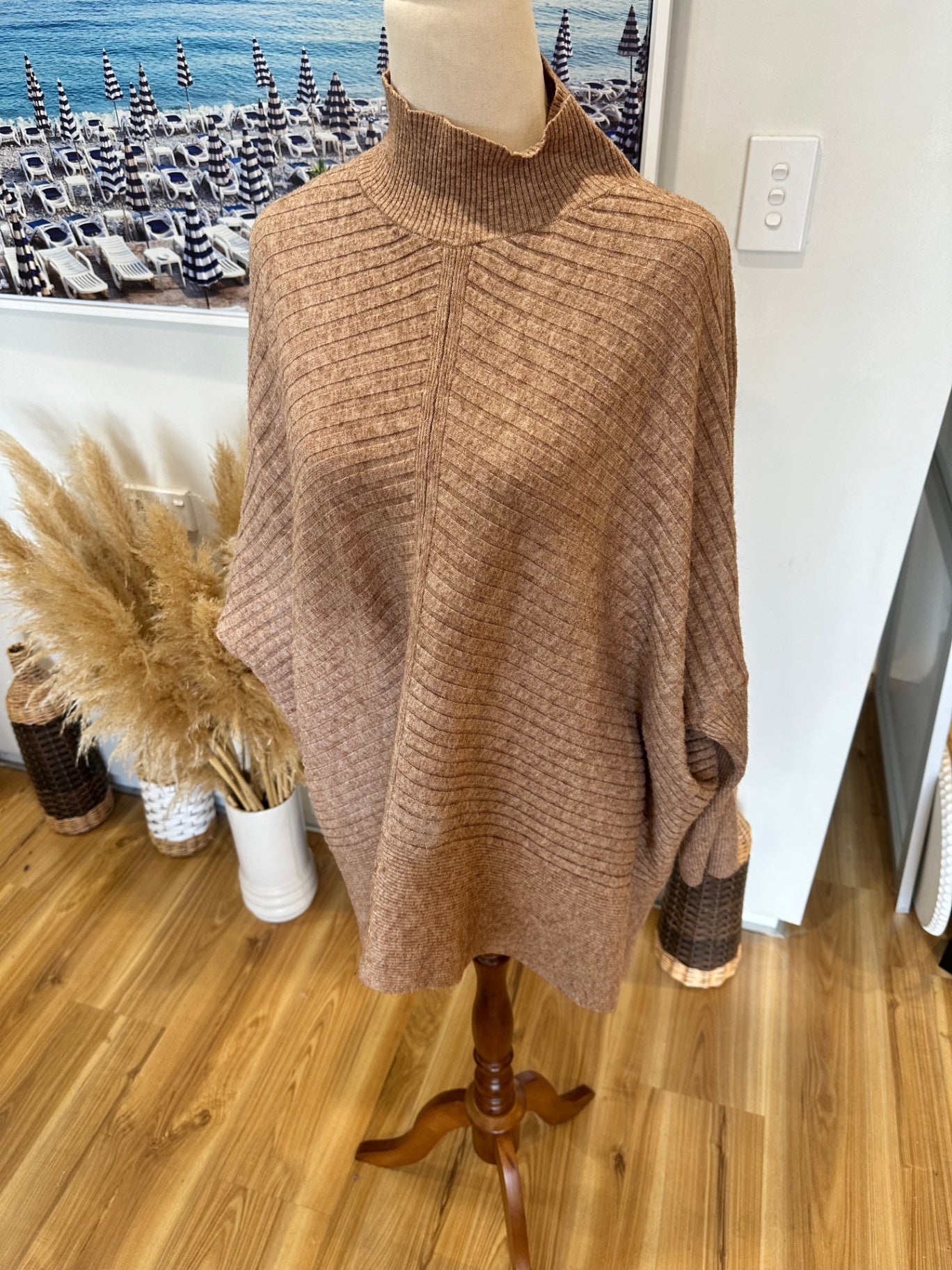 Whistle Top - Extra Large - Light Brown