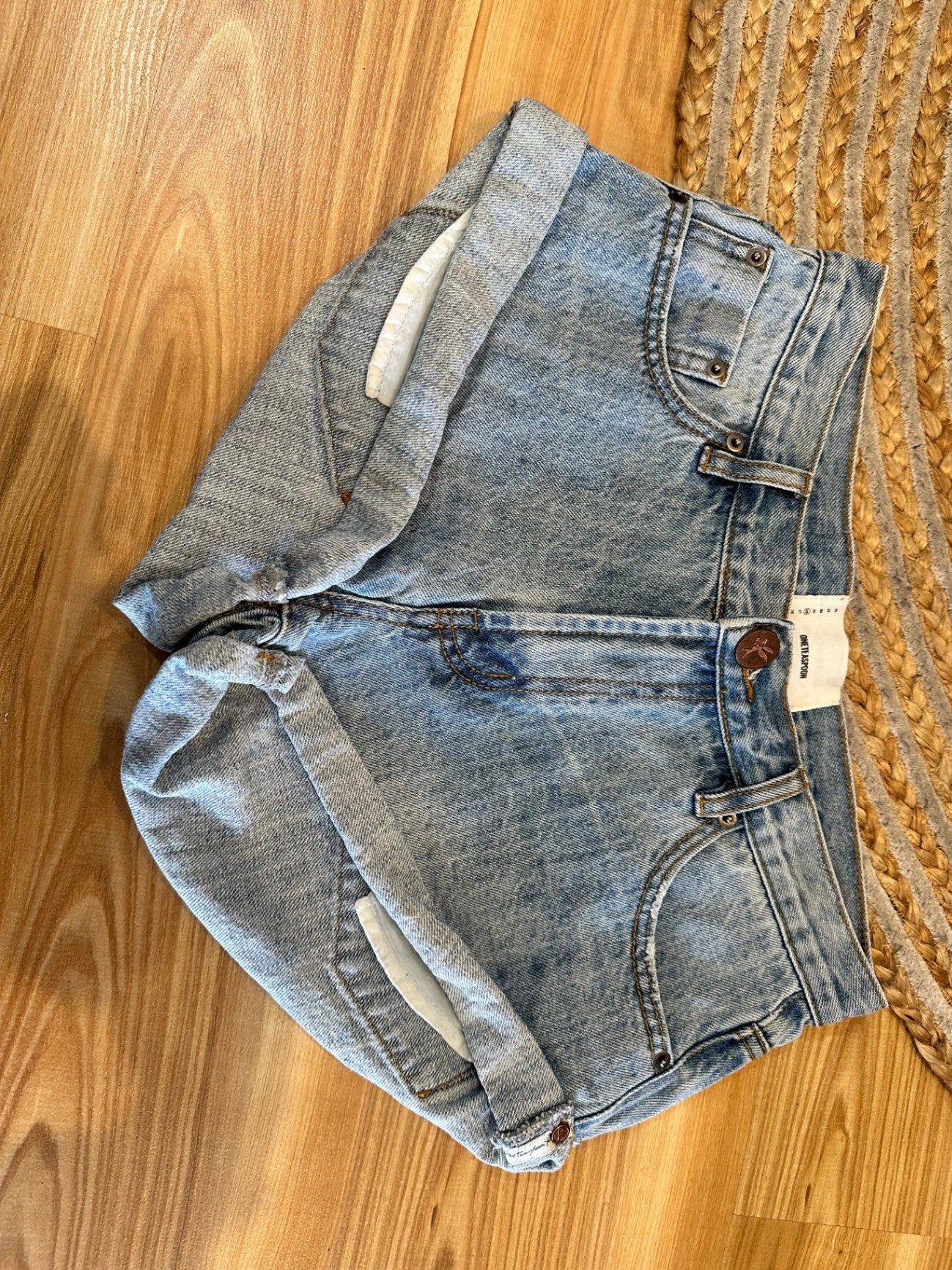 One Teaspoon - Denim Shorts - Size 8 - Light Blue