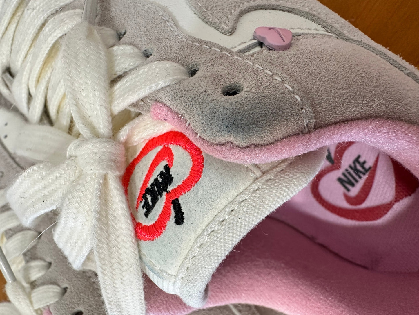 Nike Sneakers - Size EU 38 - Pink and White