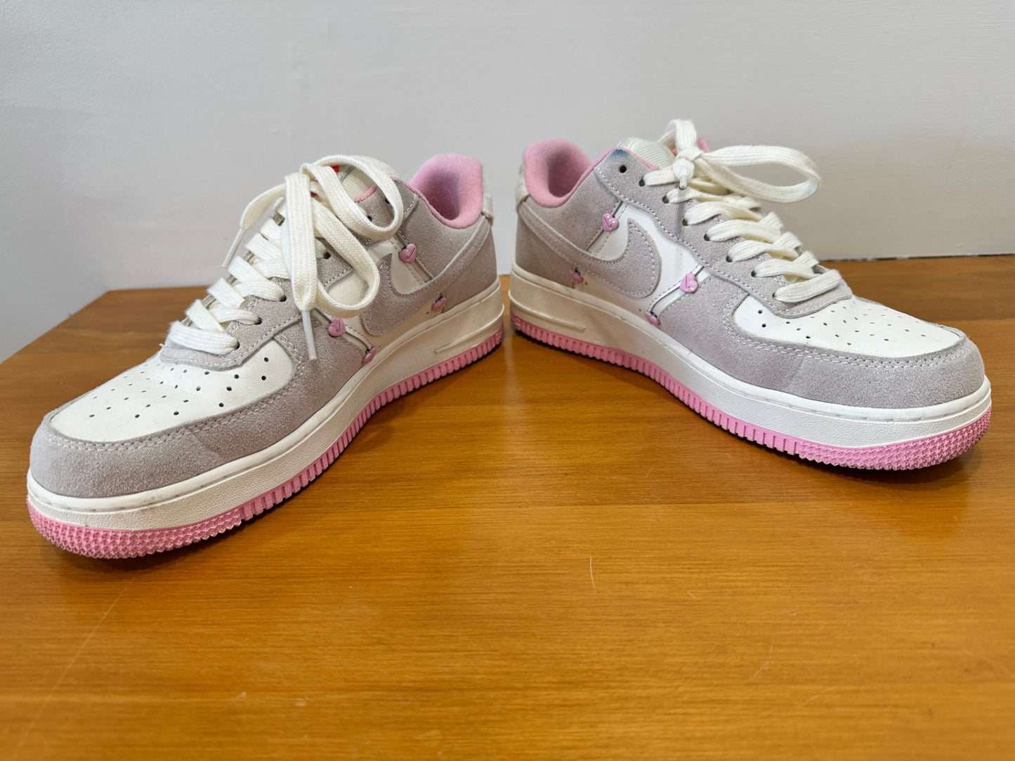 Nike Sneakers - Size EU 38 - Pink and White