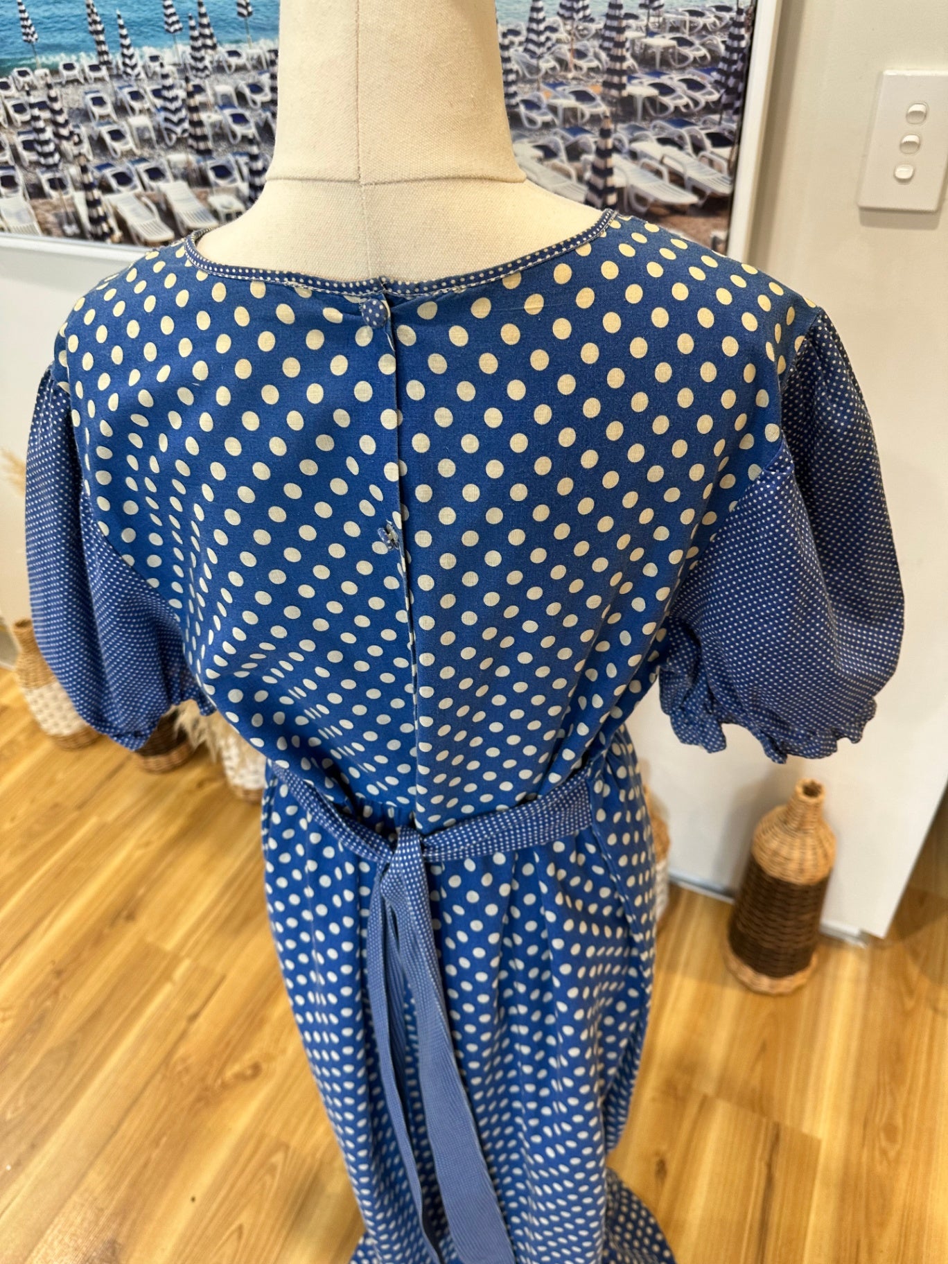 Vintage Dress - Size Medium - Blue with white polka dots - Cottagecore